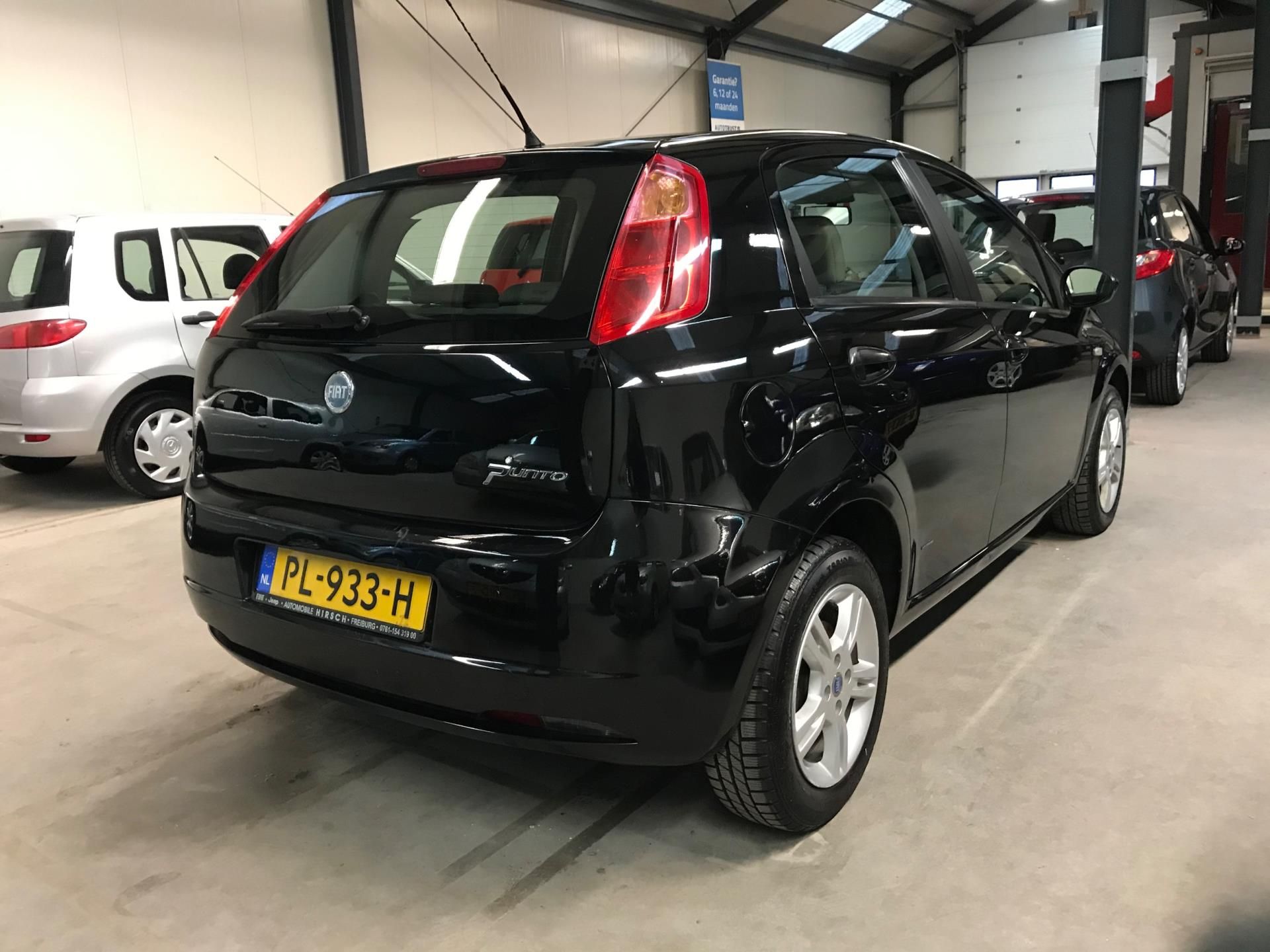 fiat-grande-punto-image3.jpg