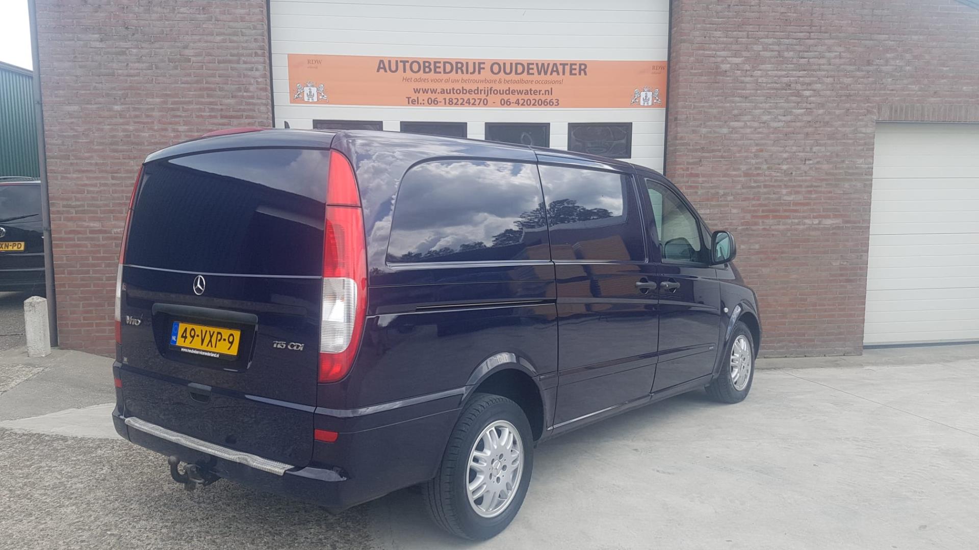 mercedes-benz-vito-image4.jpg