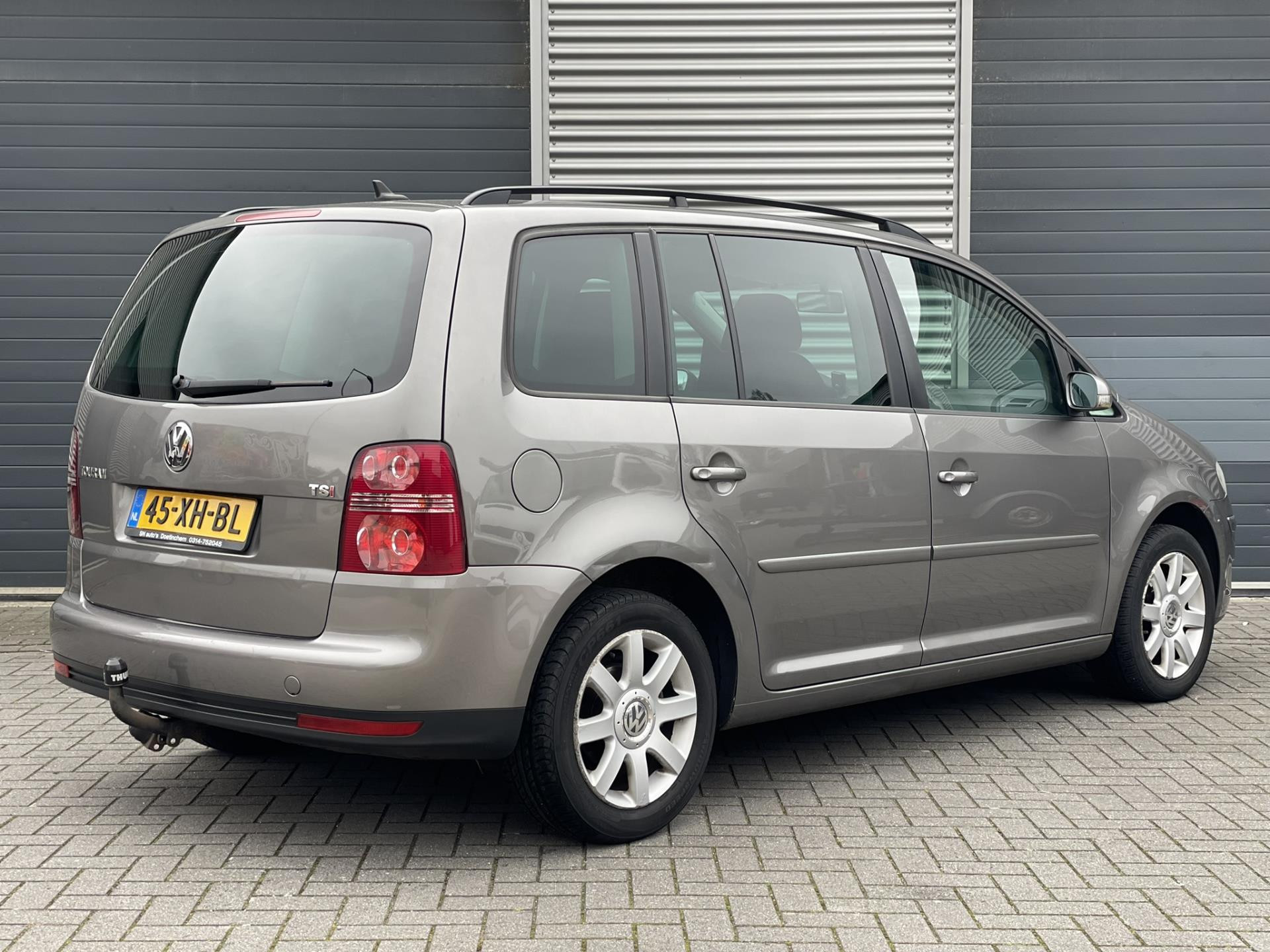 volkswagen-touran-image4.jpg