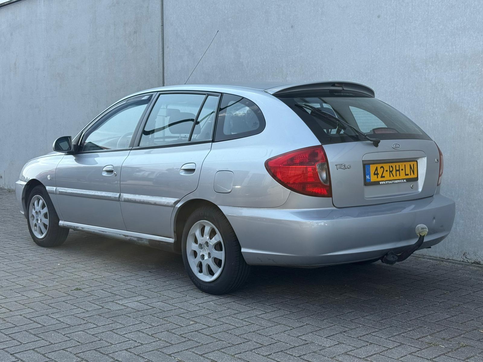 kia-rio-image10.jpg