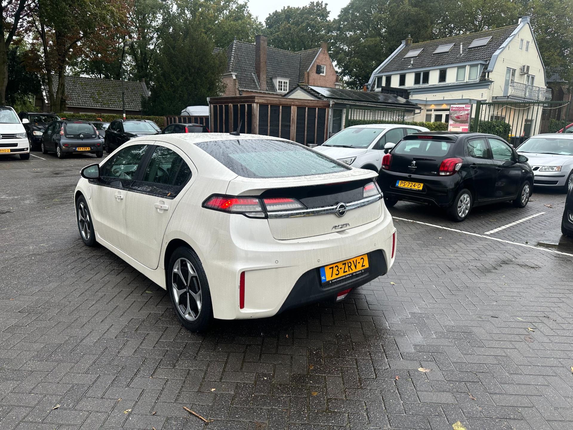 opel-ampera-image4.jpg