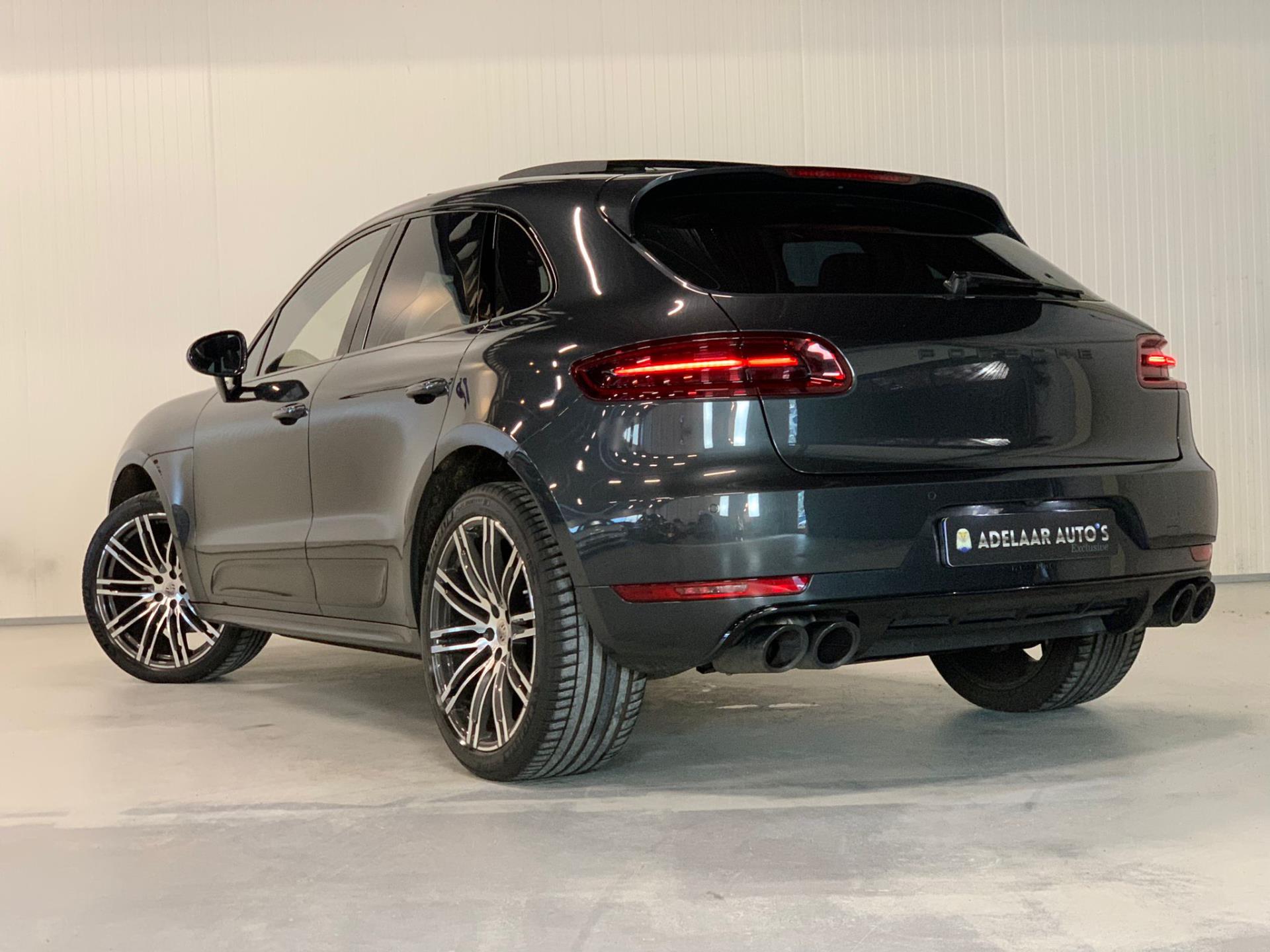 porsche-macan-image2.jpg