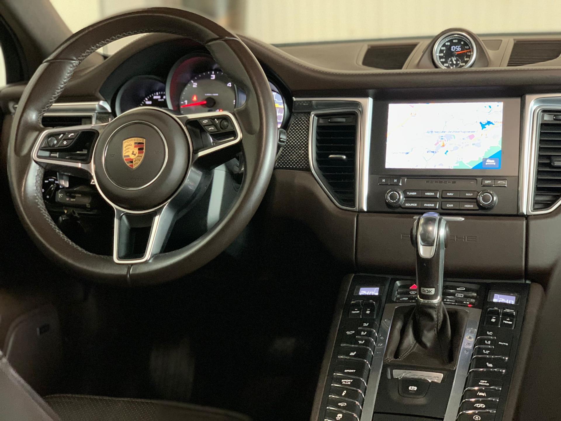 porsche-macan-image7.jpg
