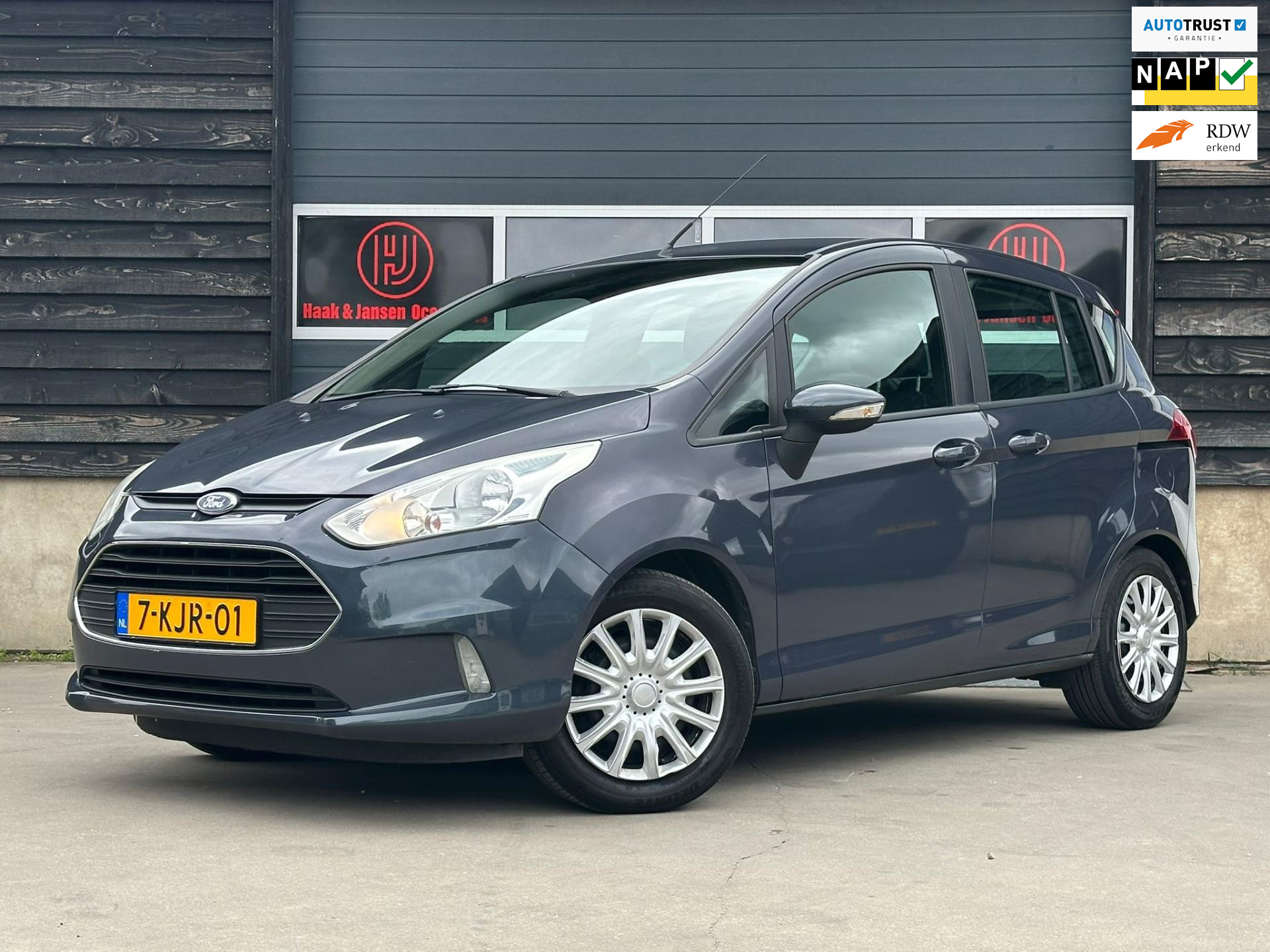 507009933/ford-b-max-image1.jpg