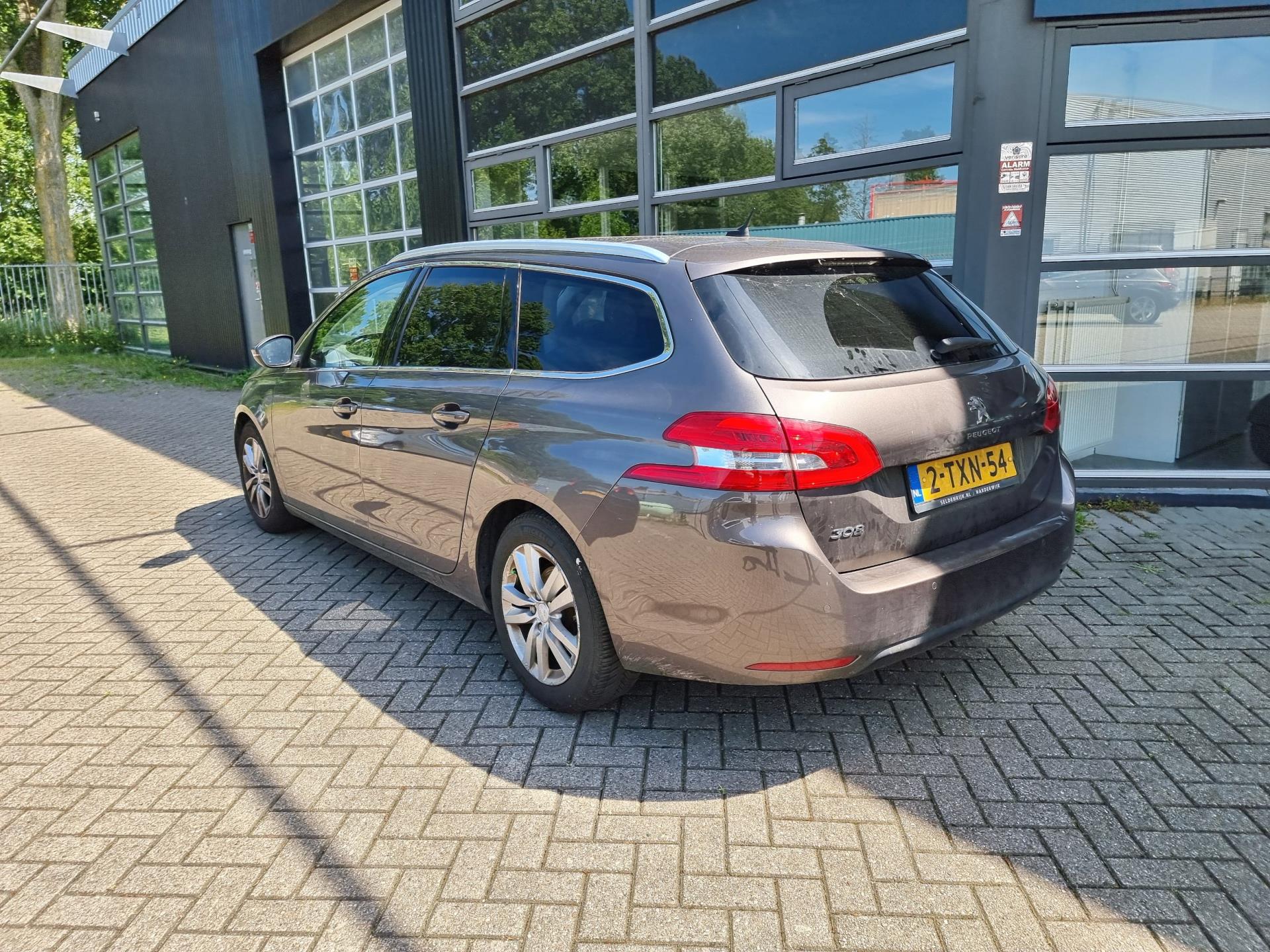 peugeot-308-image10.jpg