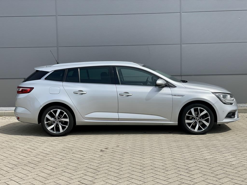 renault-megane-image5.jpg