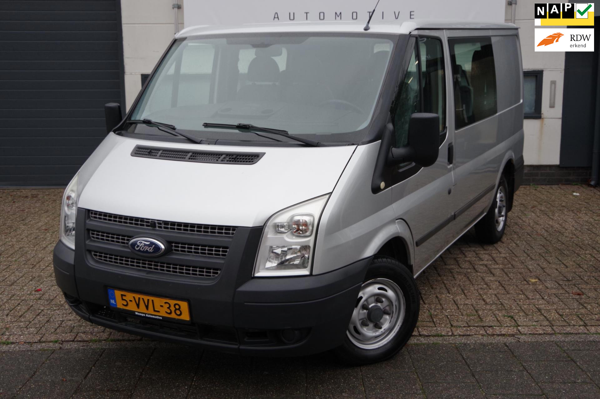 510147915/ford-transit-image1.jpg