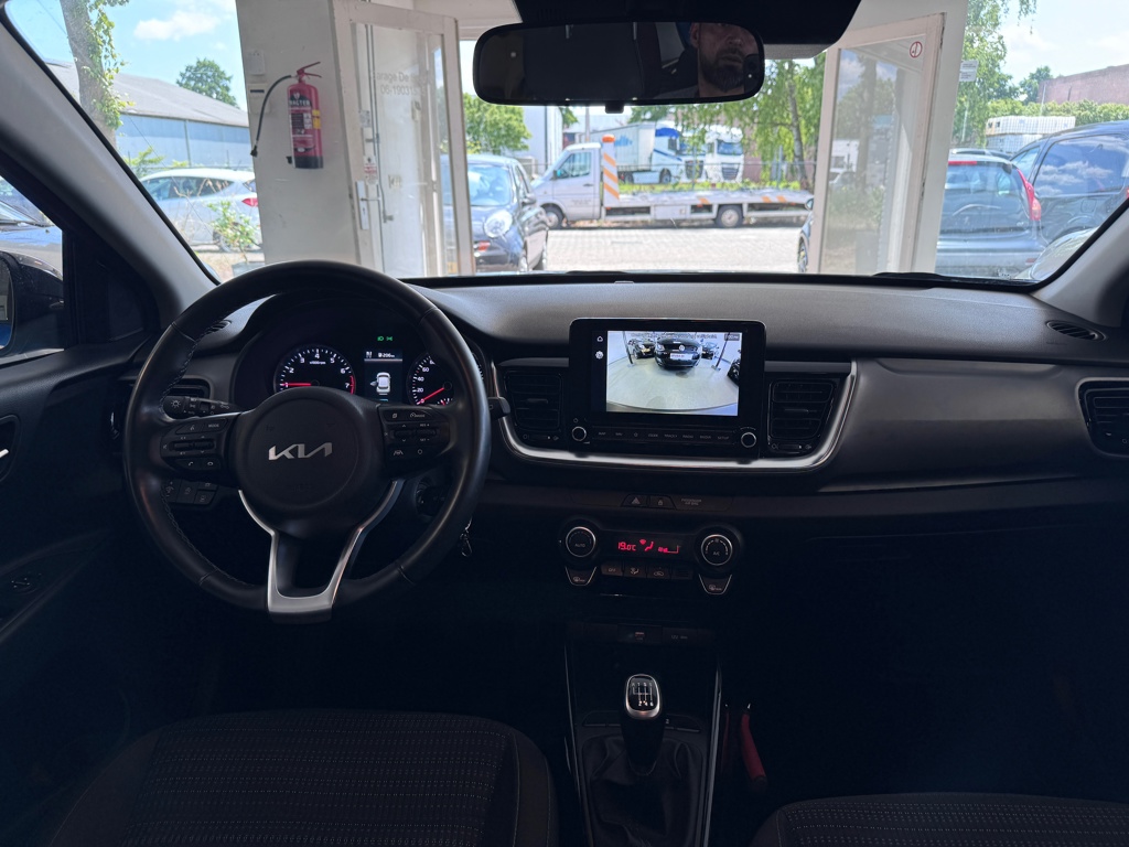 kia-stonic-image6.jpg