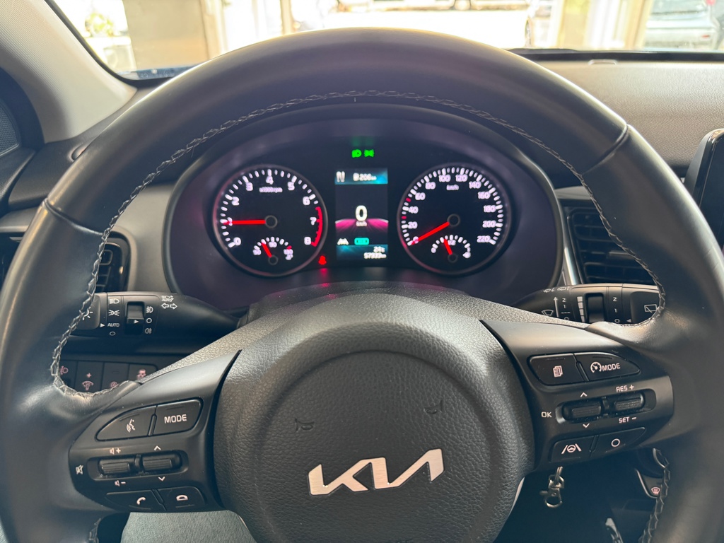 kia-stonic-image7.jpg