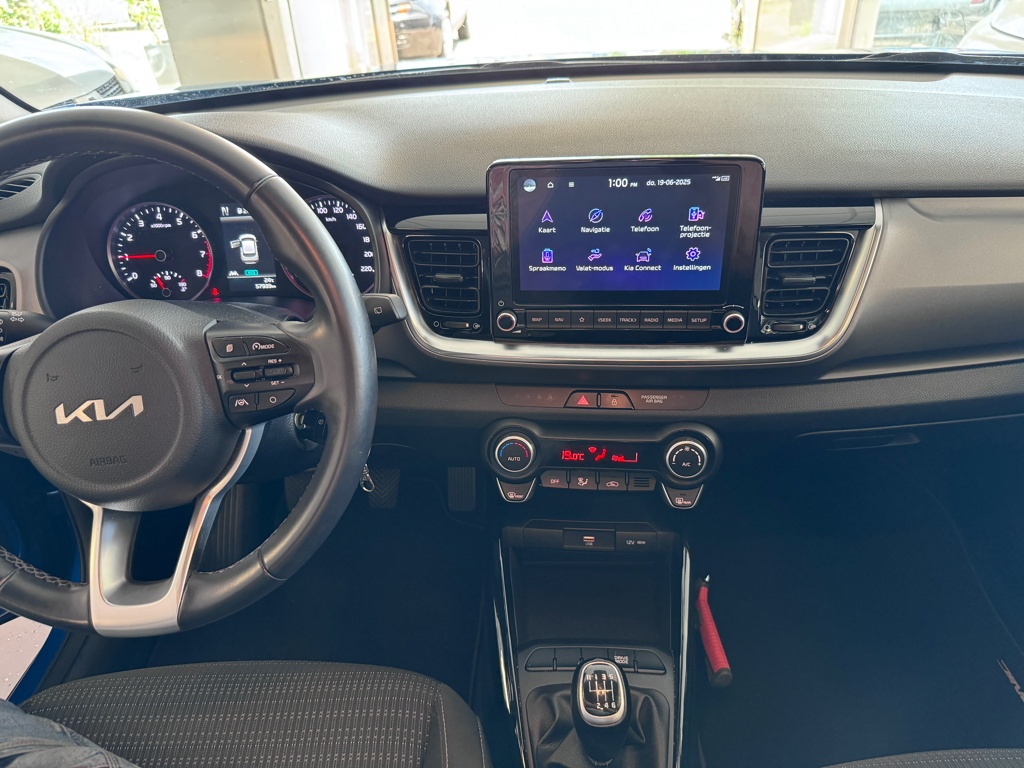 kia-stonic-image8.jpg