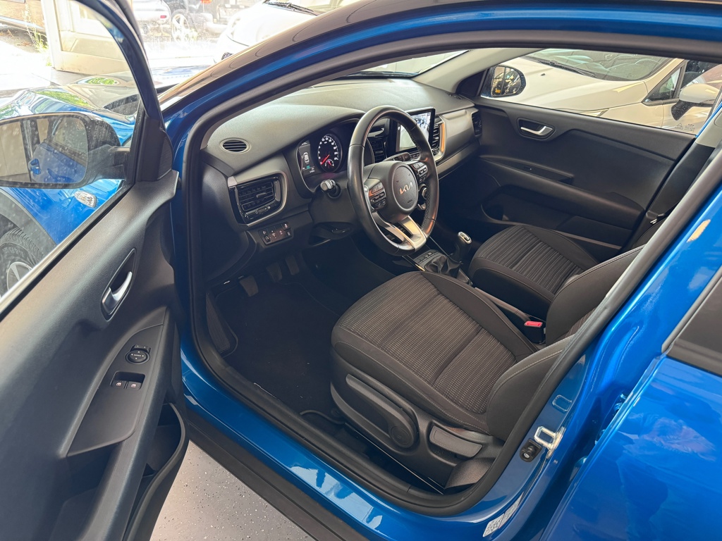 kia-stonic-image9.jpg