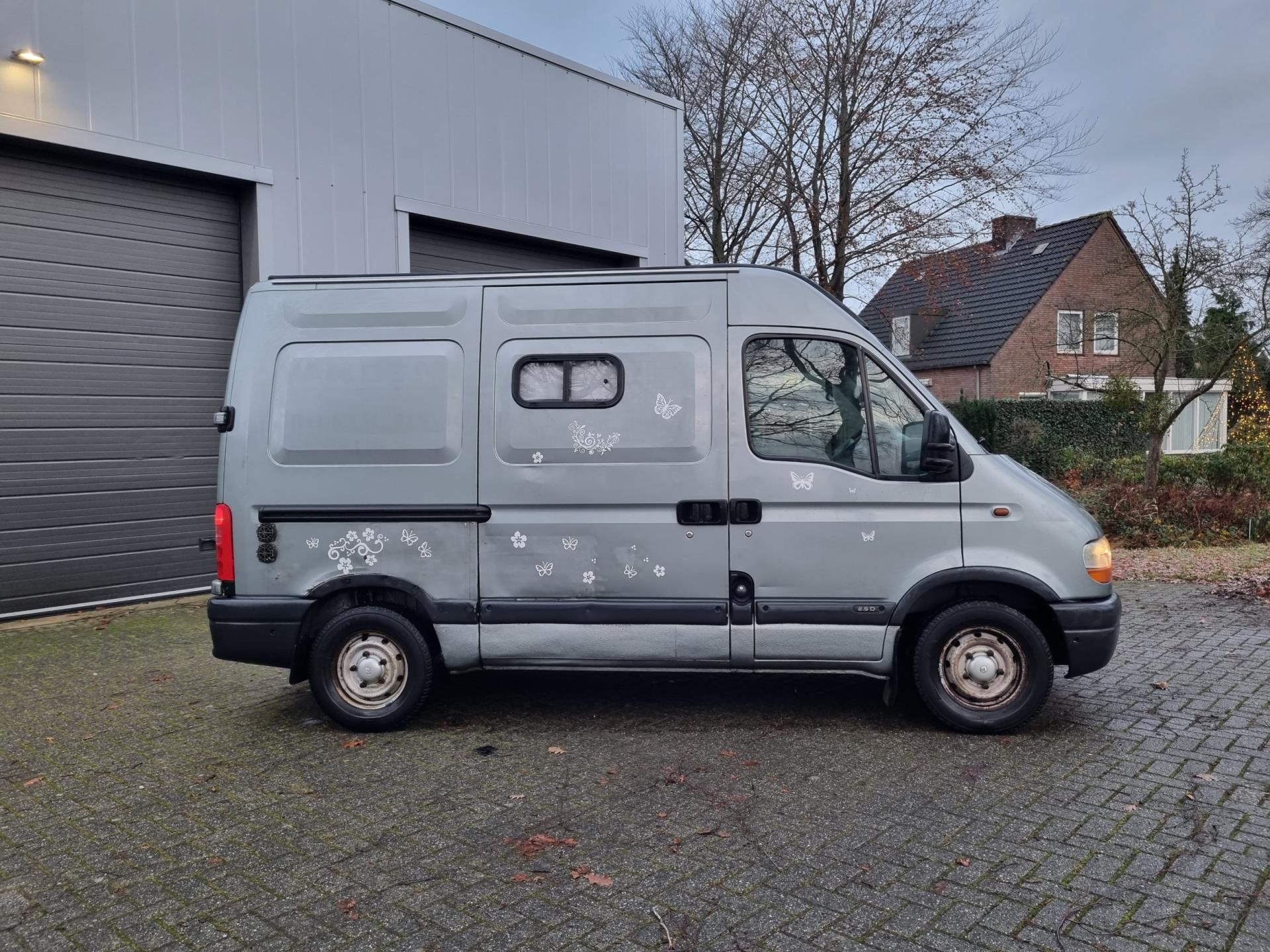 renault--image4.jpg