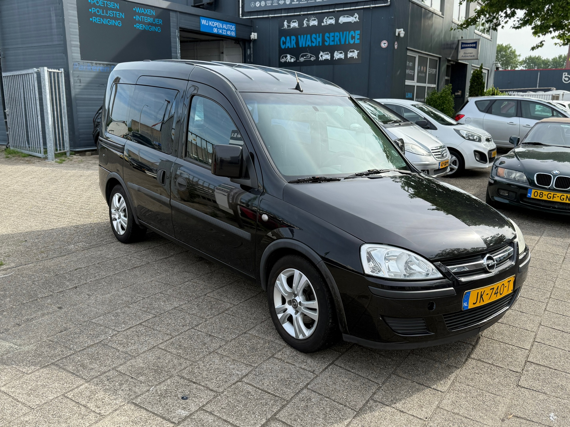 opel-tour-image2.jpg