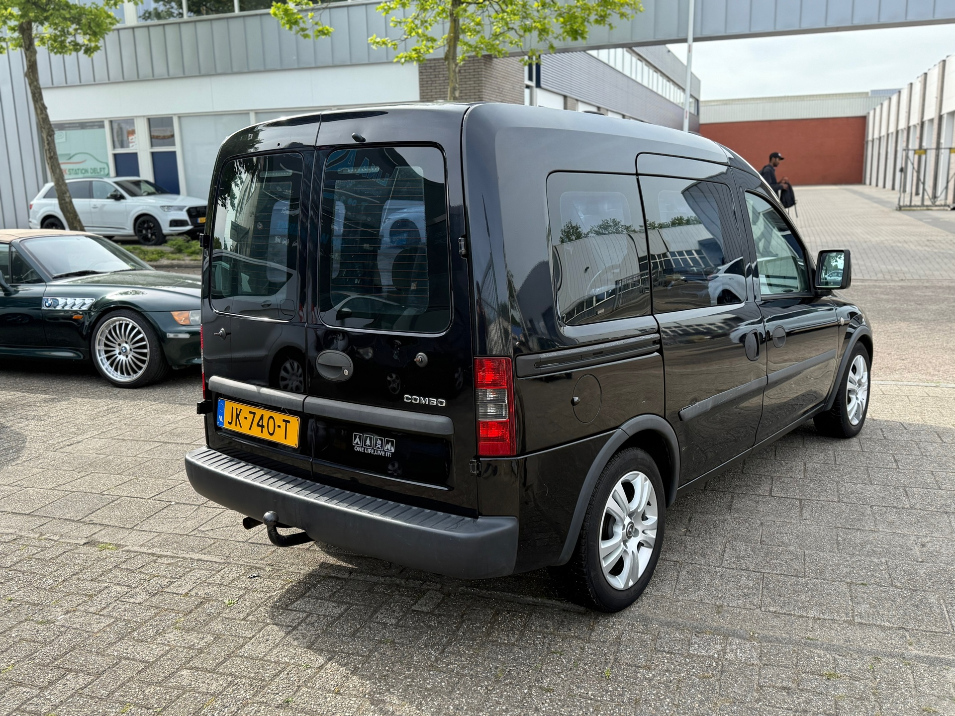 opel-tour-image3.jpg