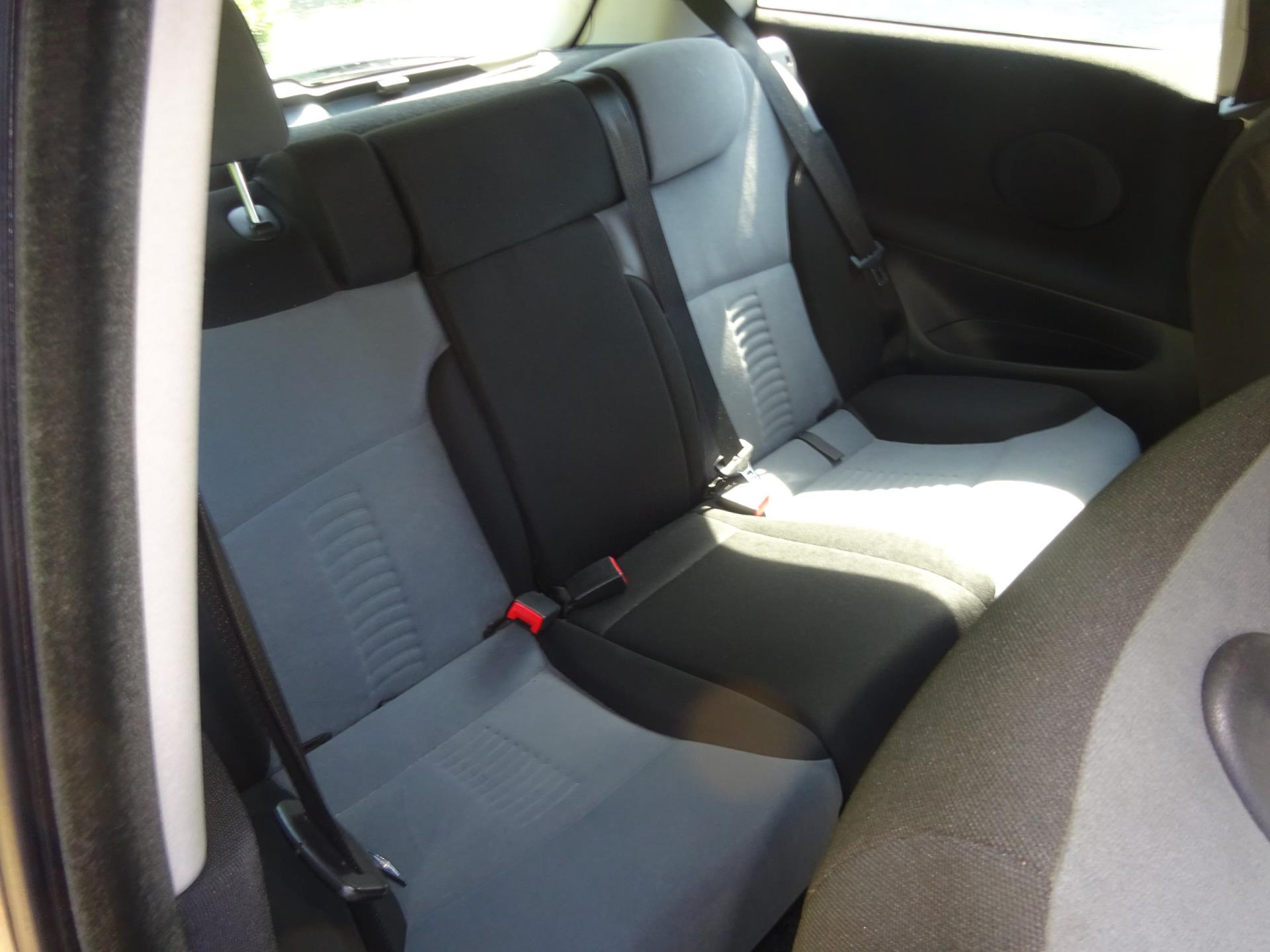 fiat-stilo-image8.jpg