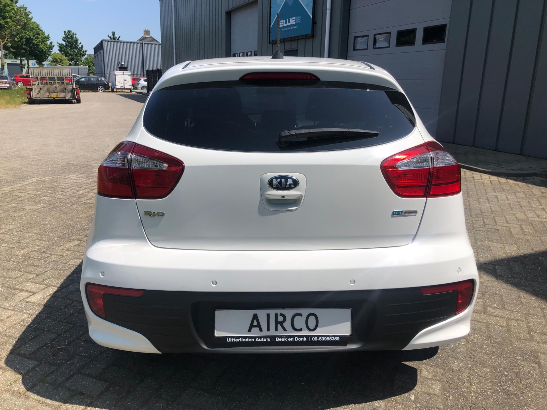 kia-rio-image8.jpg
