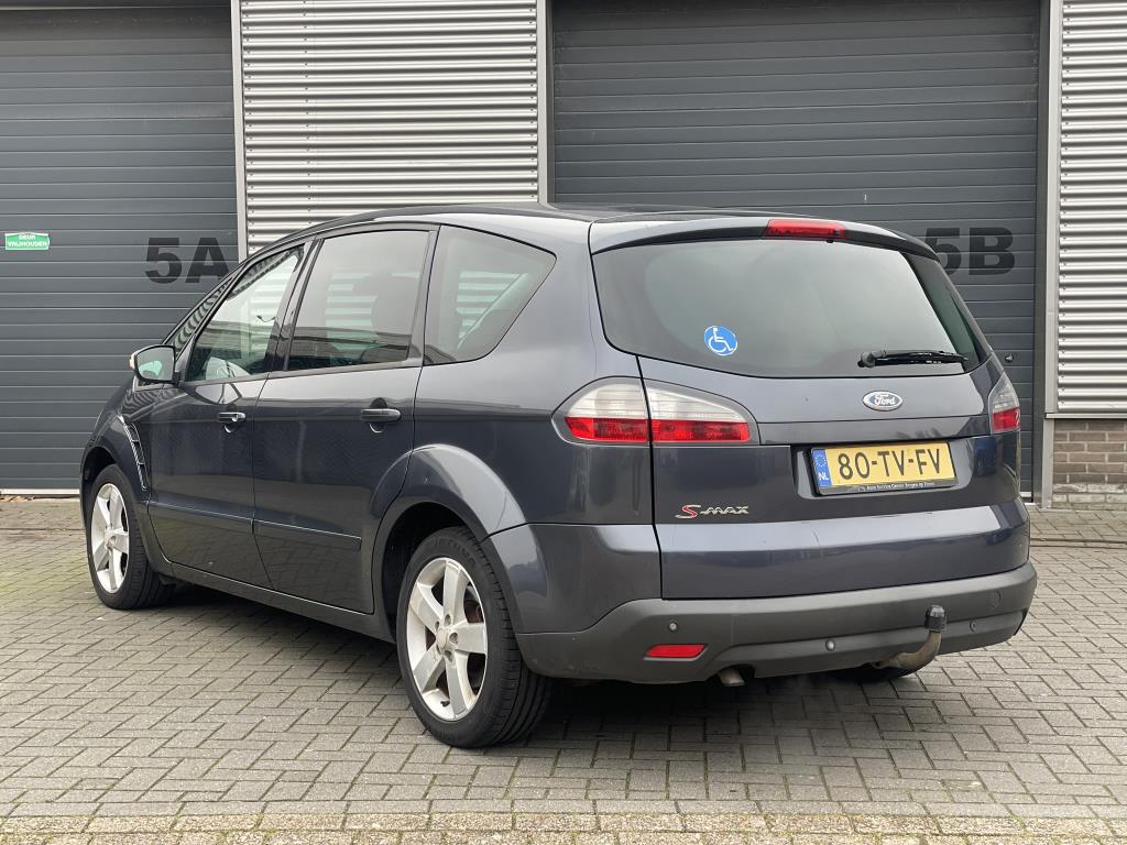 ford-s-max-image3.jpg