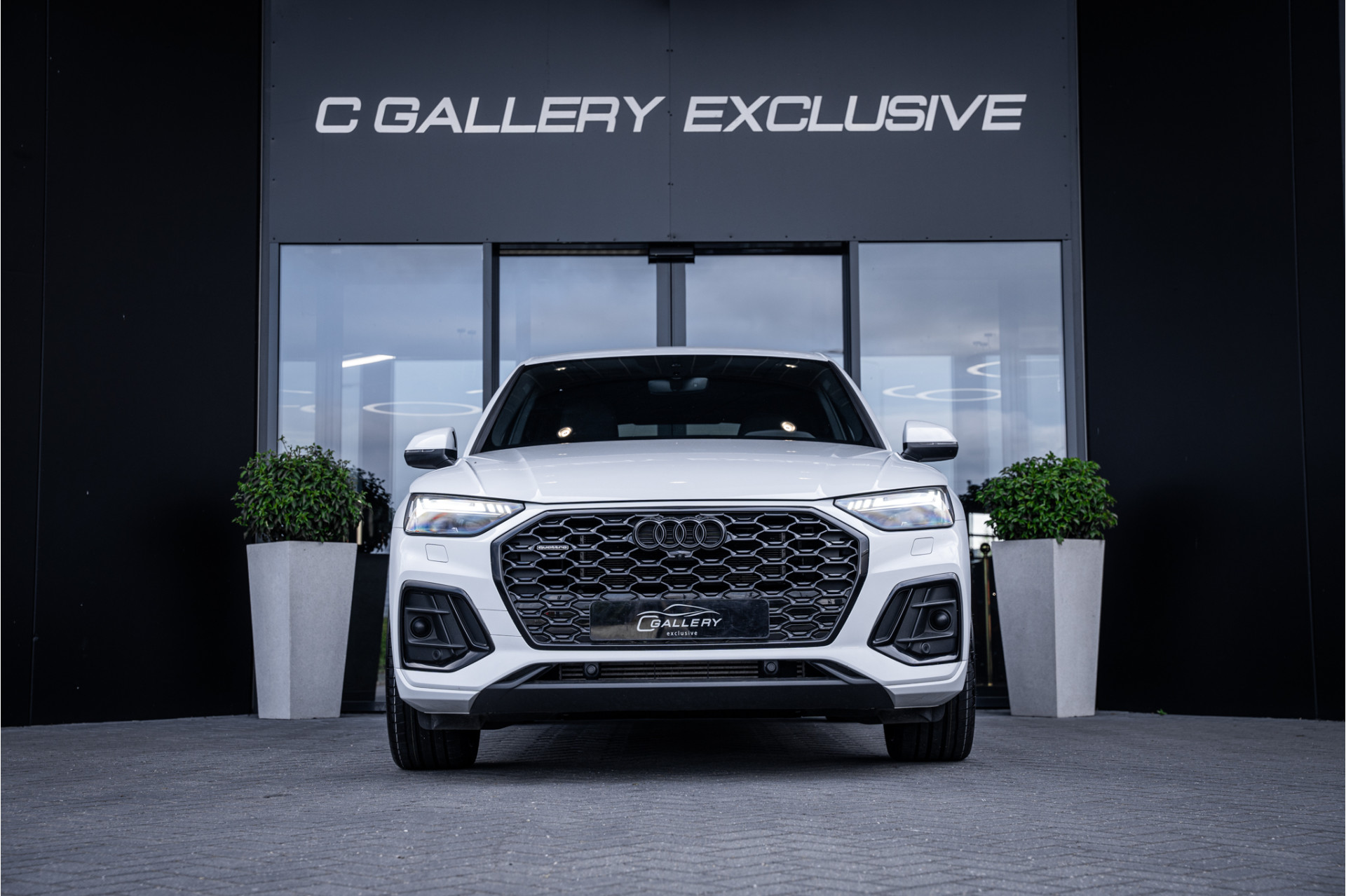 audi-q5-image2.jpg