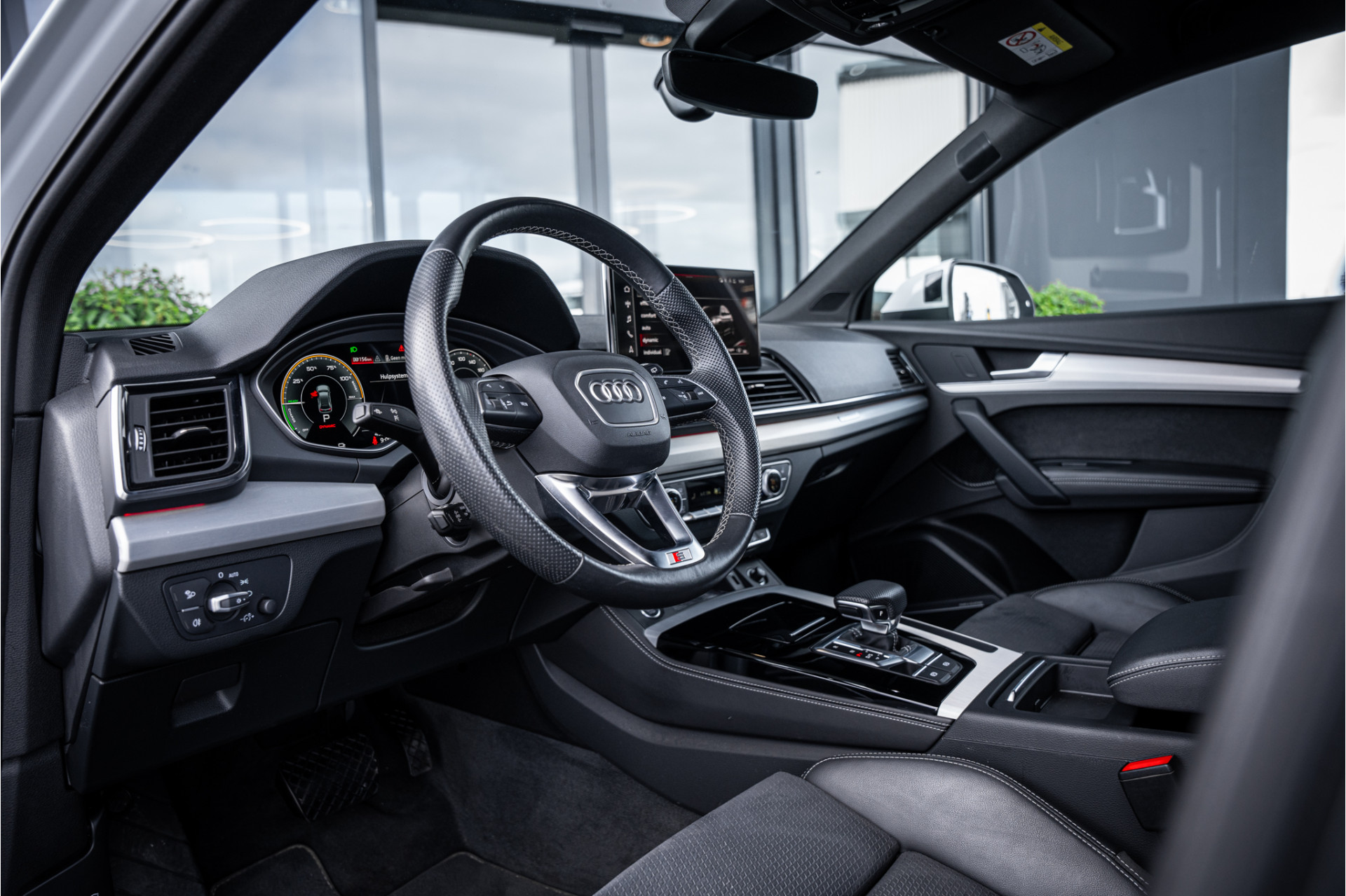 audi-q5-image8.jpg