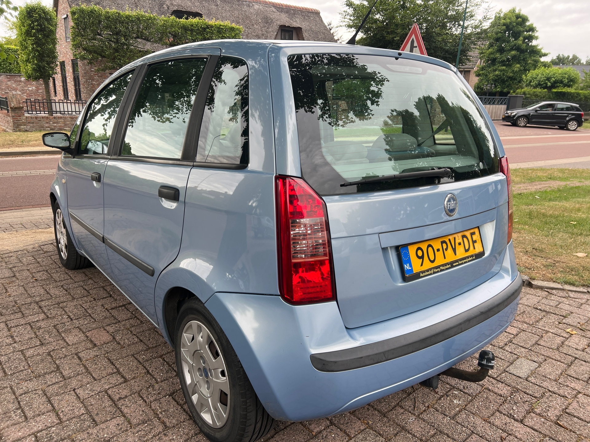 fiat-idea-image6.jpg