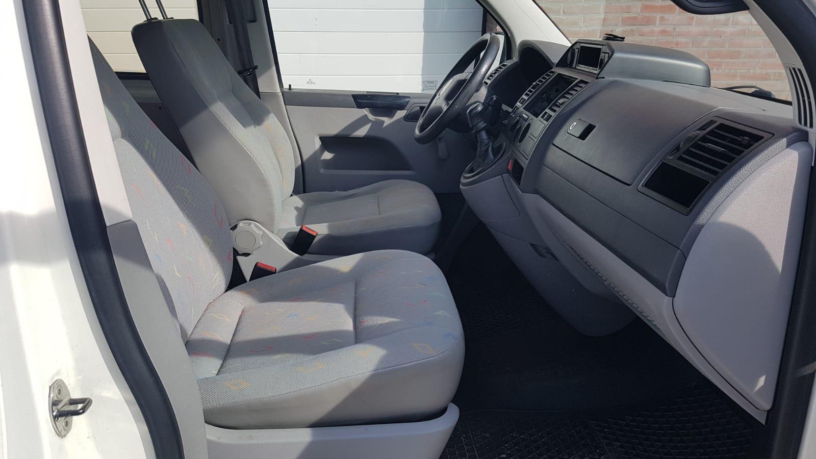 volkswagen-transporter-image10.jpg