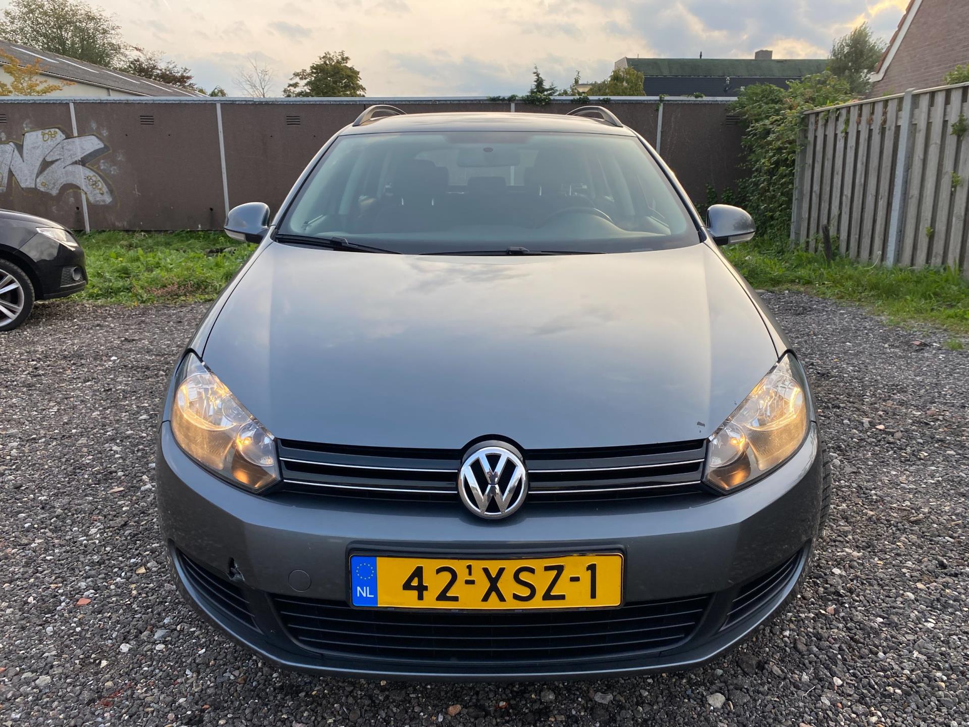 volkswagen-golf-image2.jpg
