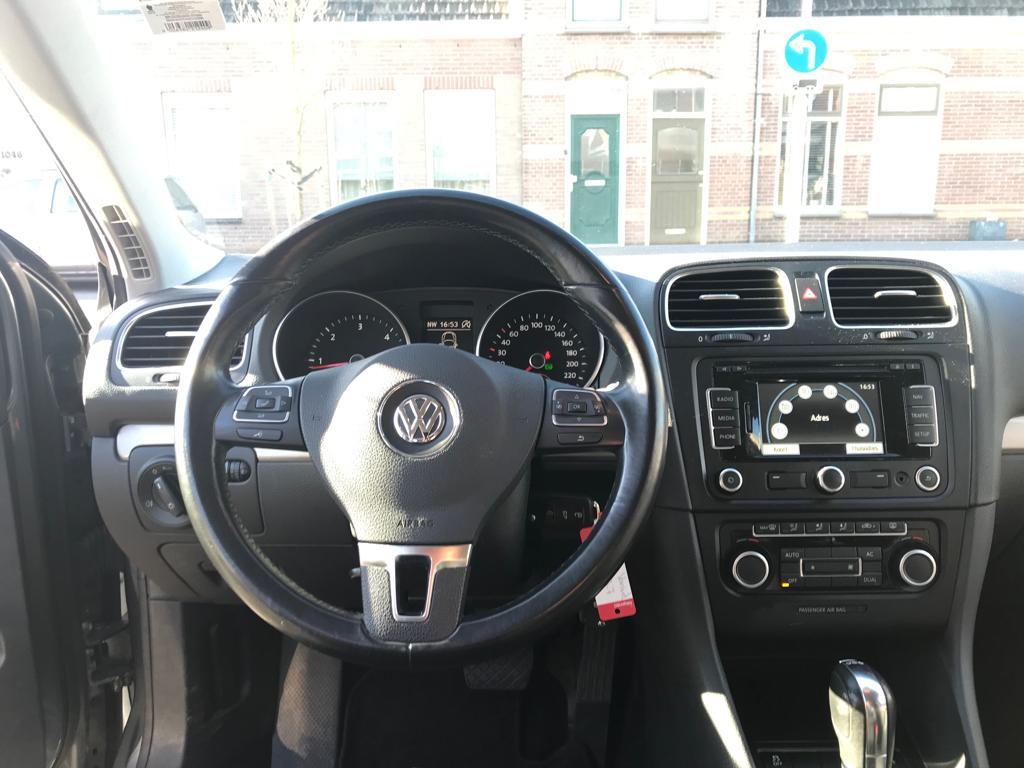 volkswagen-golf-image8.jpg