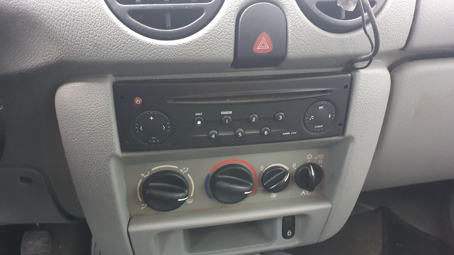 nissan-kubistar-image9.jpg