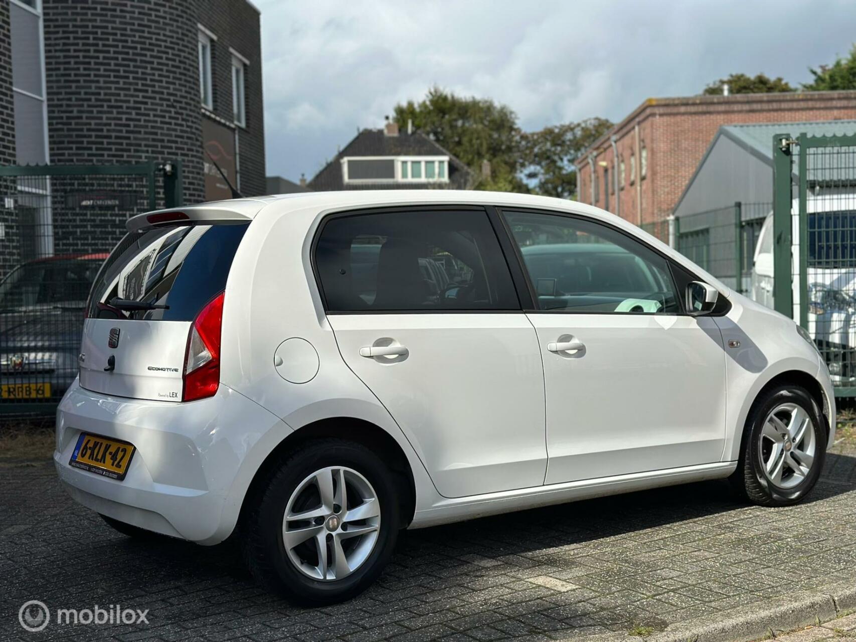 seat-mii-image7.jpg