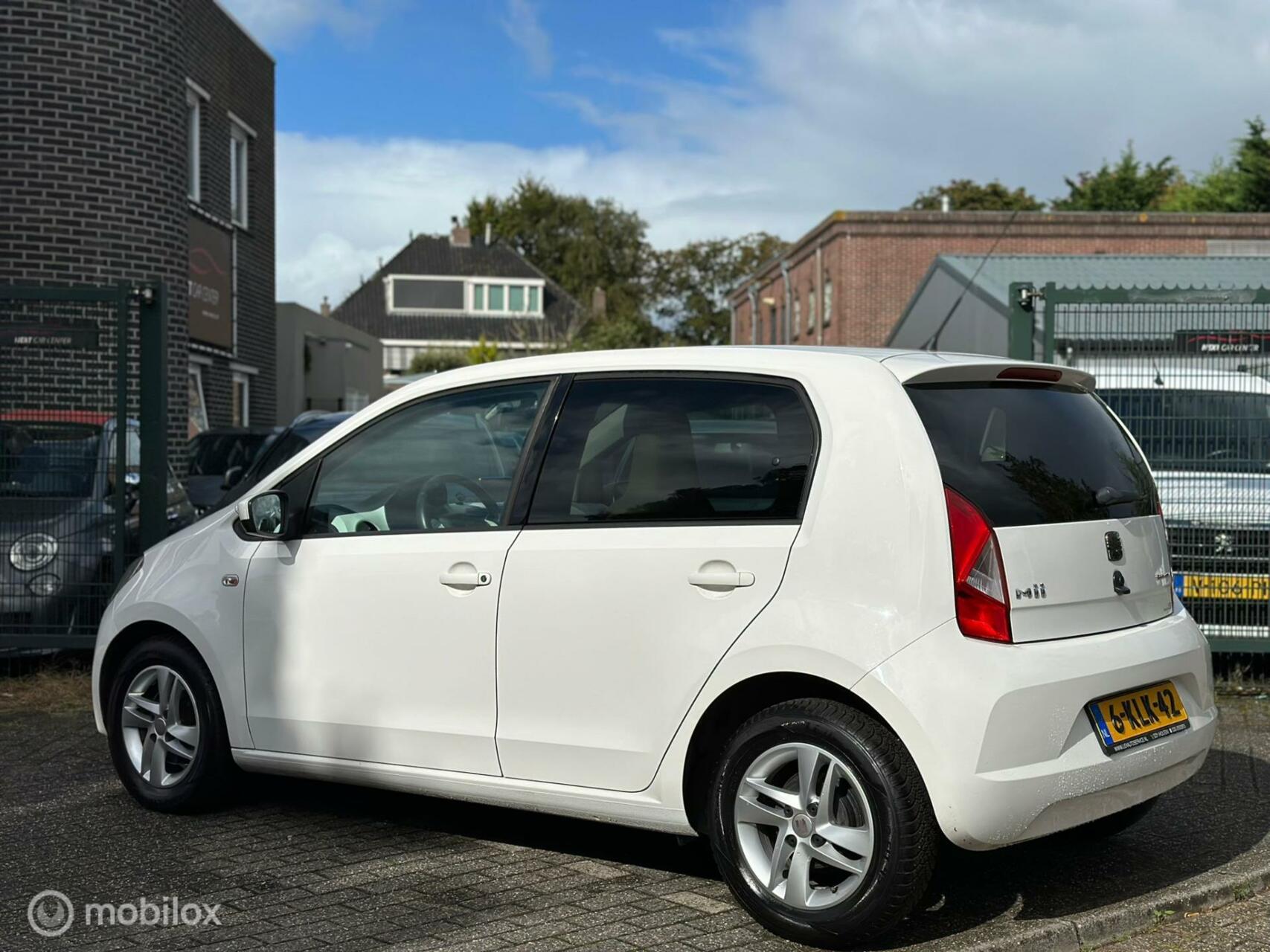 seat-mii-image8.jpg