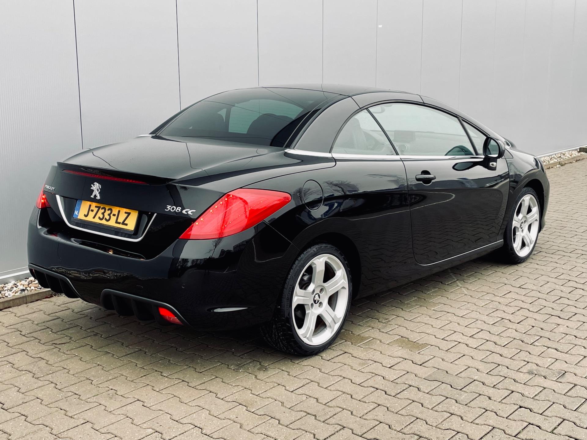 peugeot-308-image7.jpg