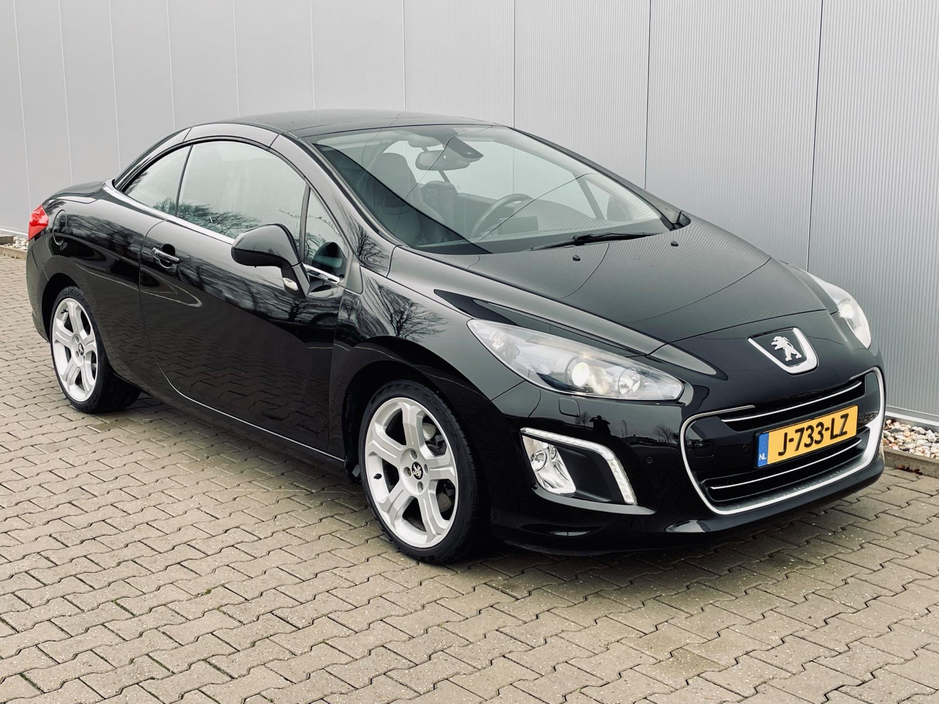 peugeot-308-image8.jpg