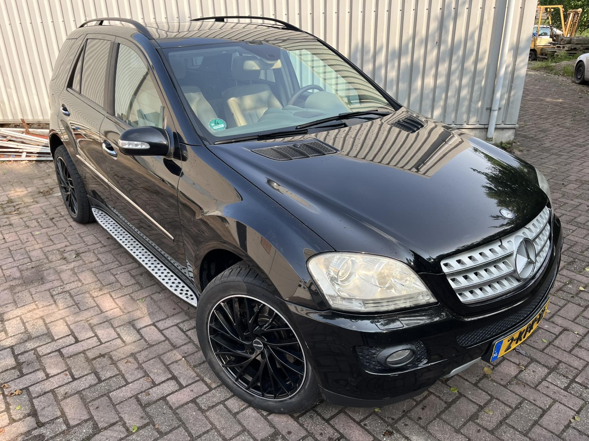 mercedes-benz-m-klasse-image2.jpg