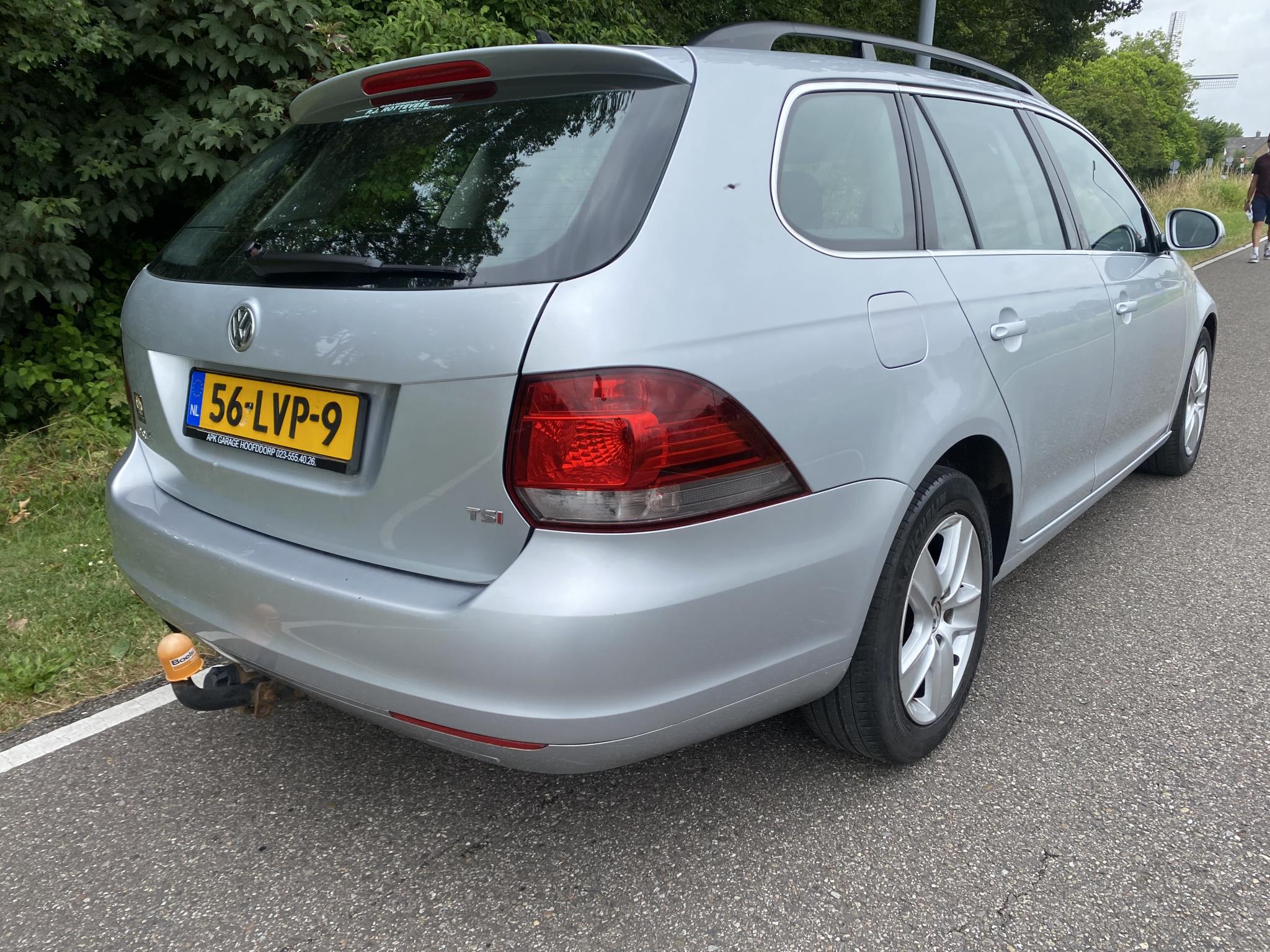volkswagen-golf-variant-image9.jpg