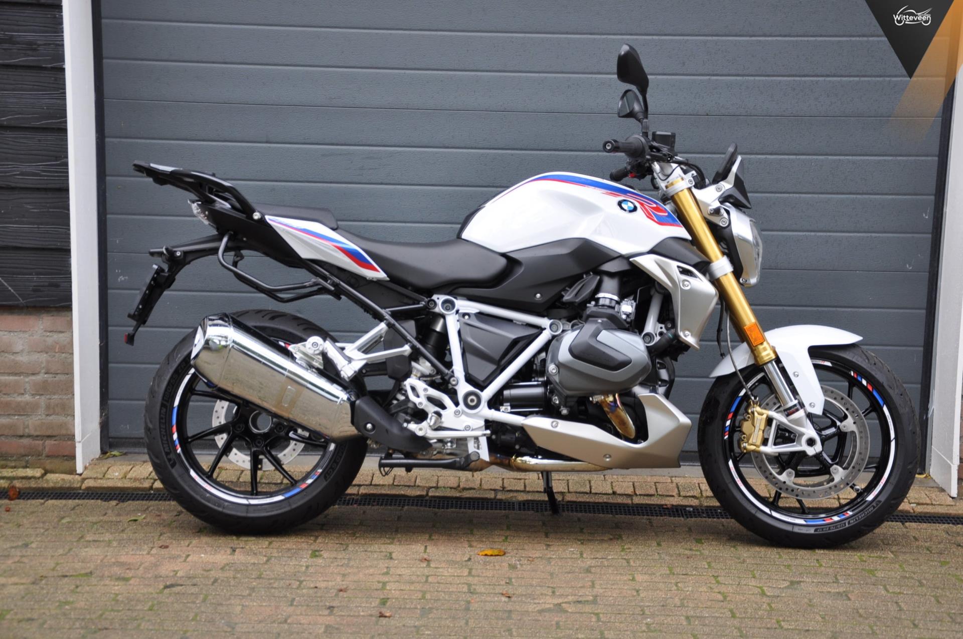 bmw--image2.jpg