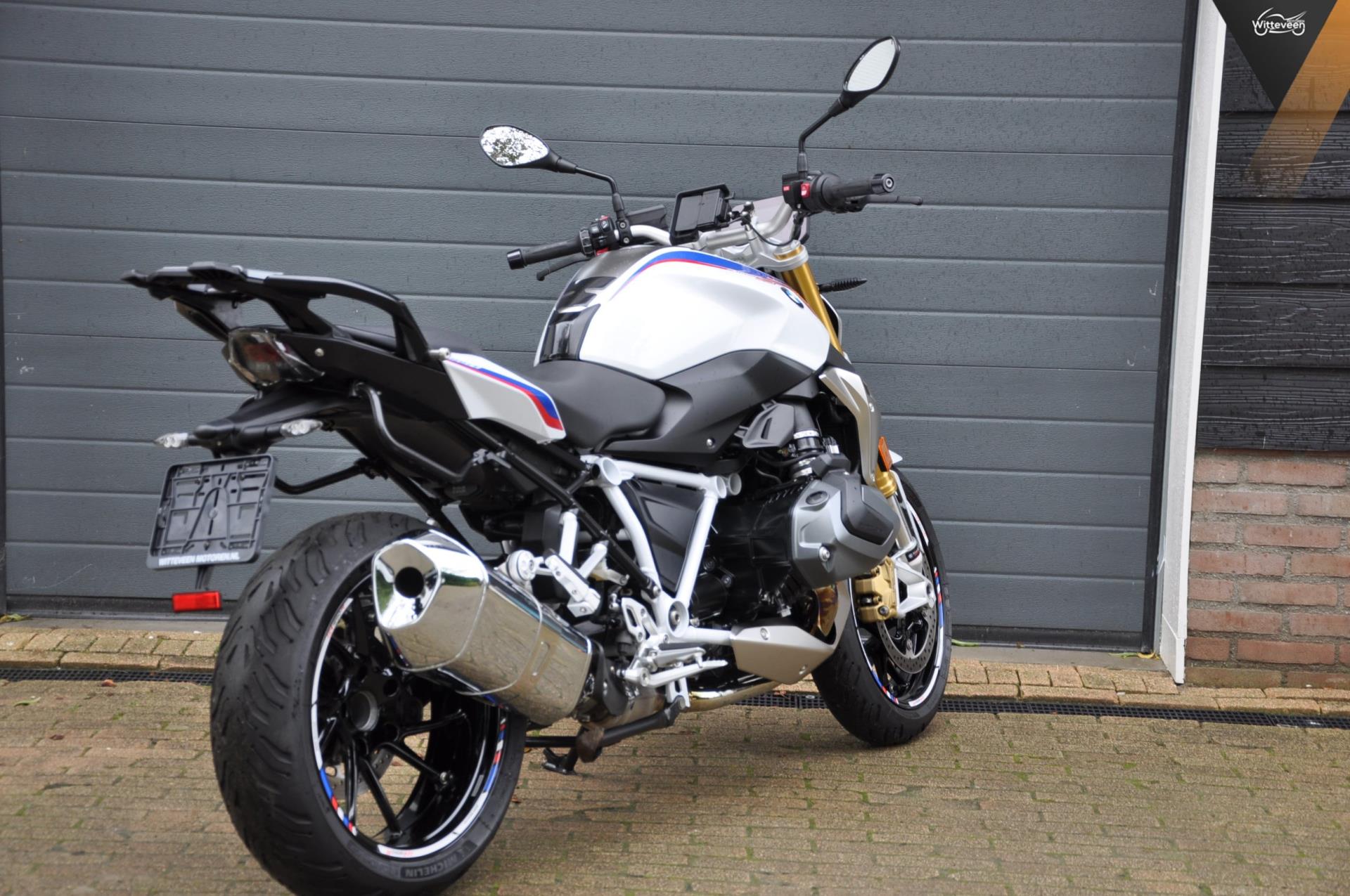 bmw--image3.jpg