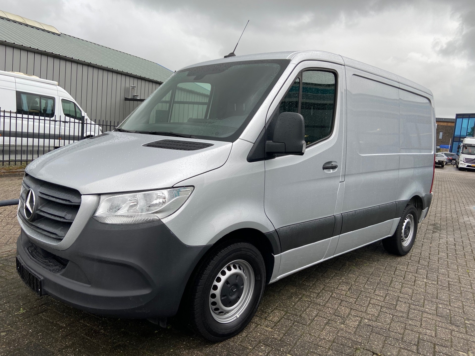 mercedes-benz-sprinter-image5.jpg