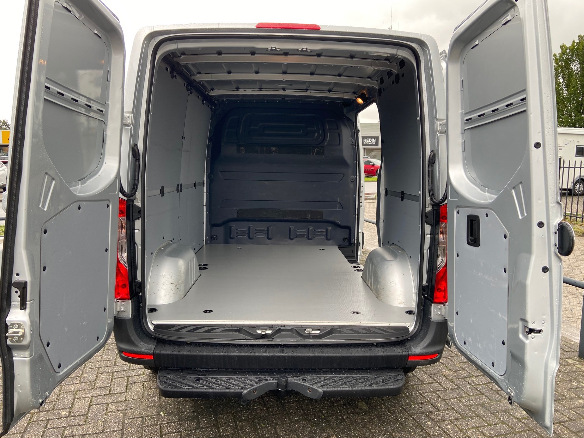 mercedes-benz-sprinter-image6.jpg