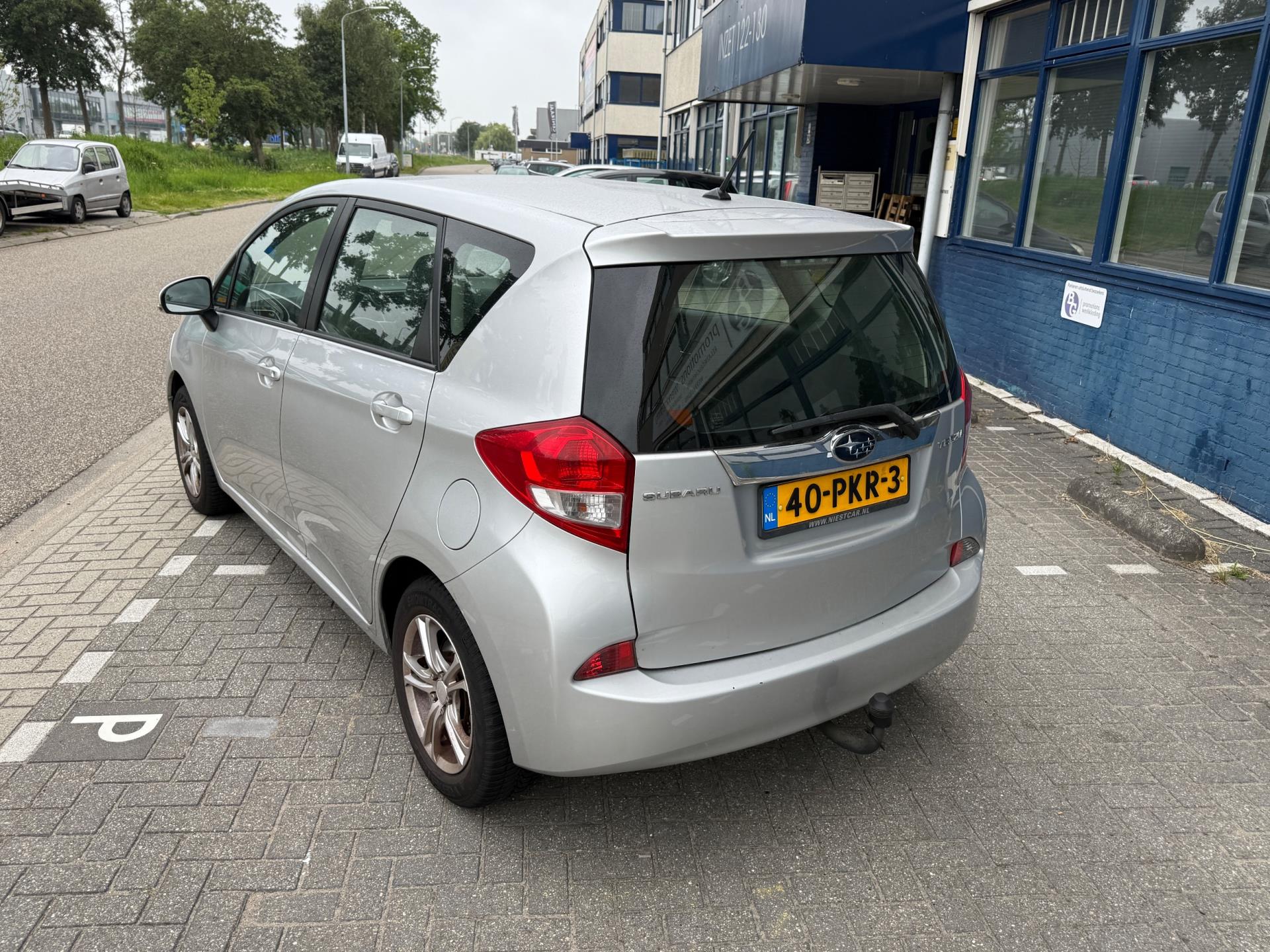 subaru-trezia-image4.jpg
