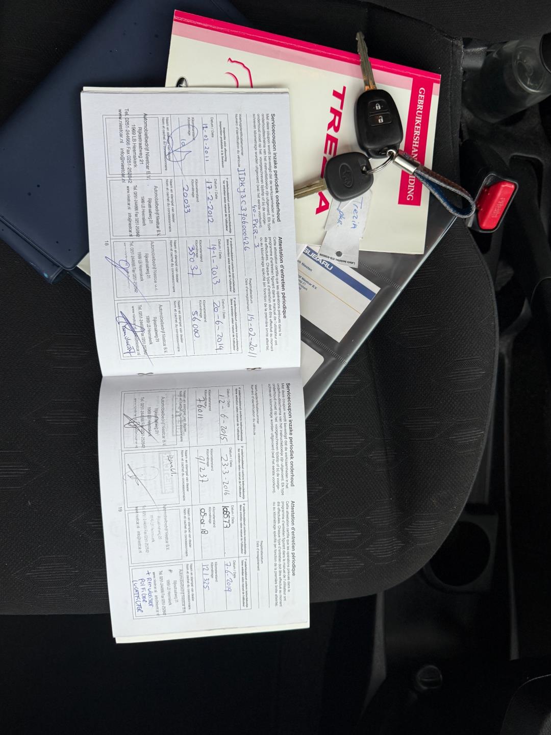 subaru-trezia-image8.jpg