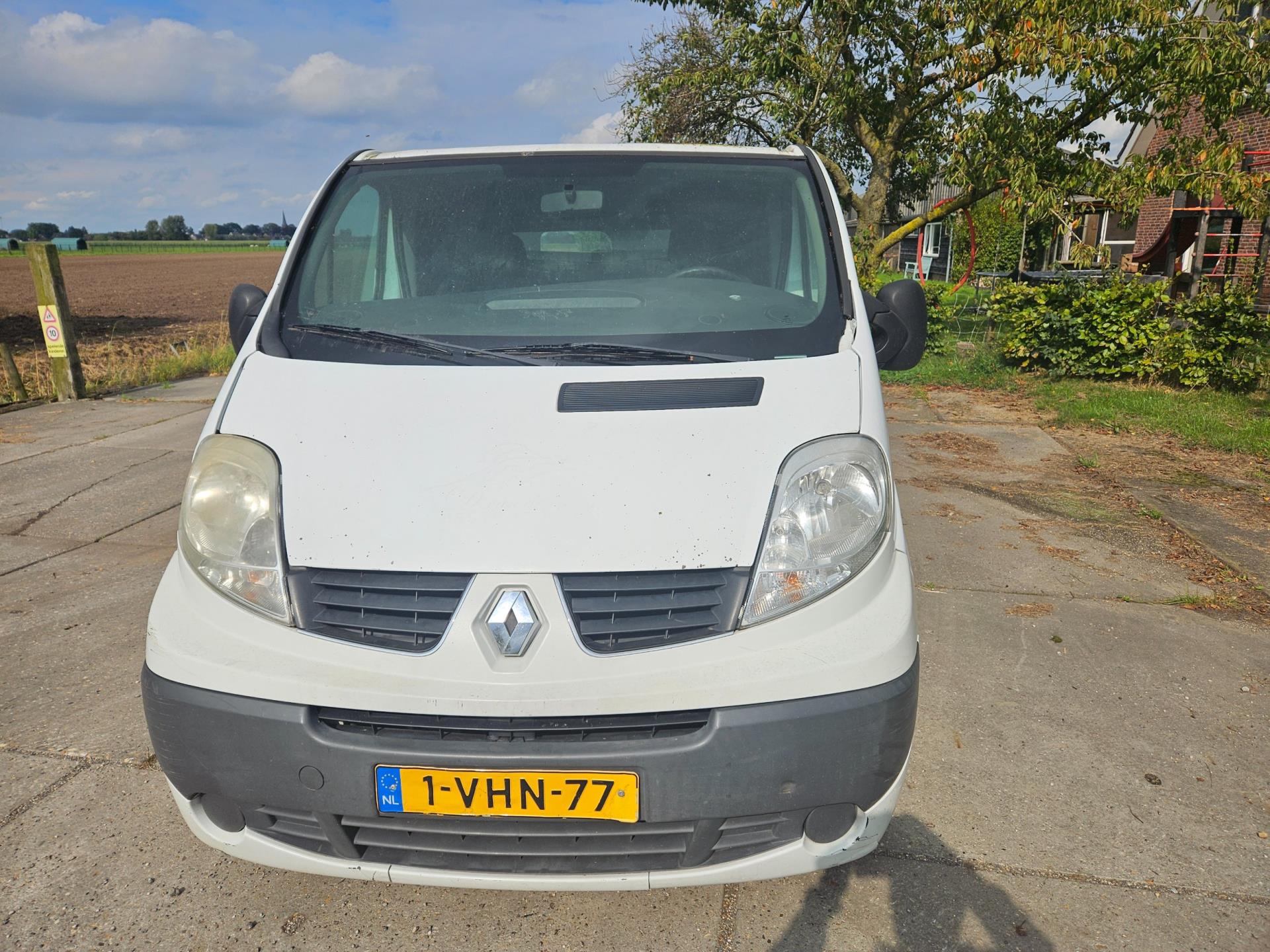 renault-trafic-image10.jpg