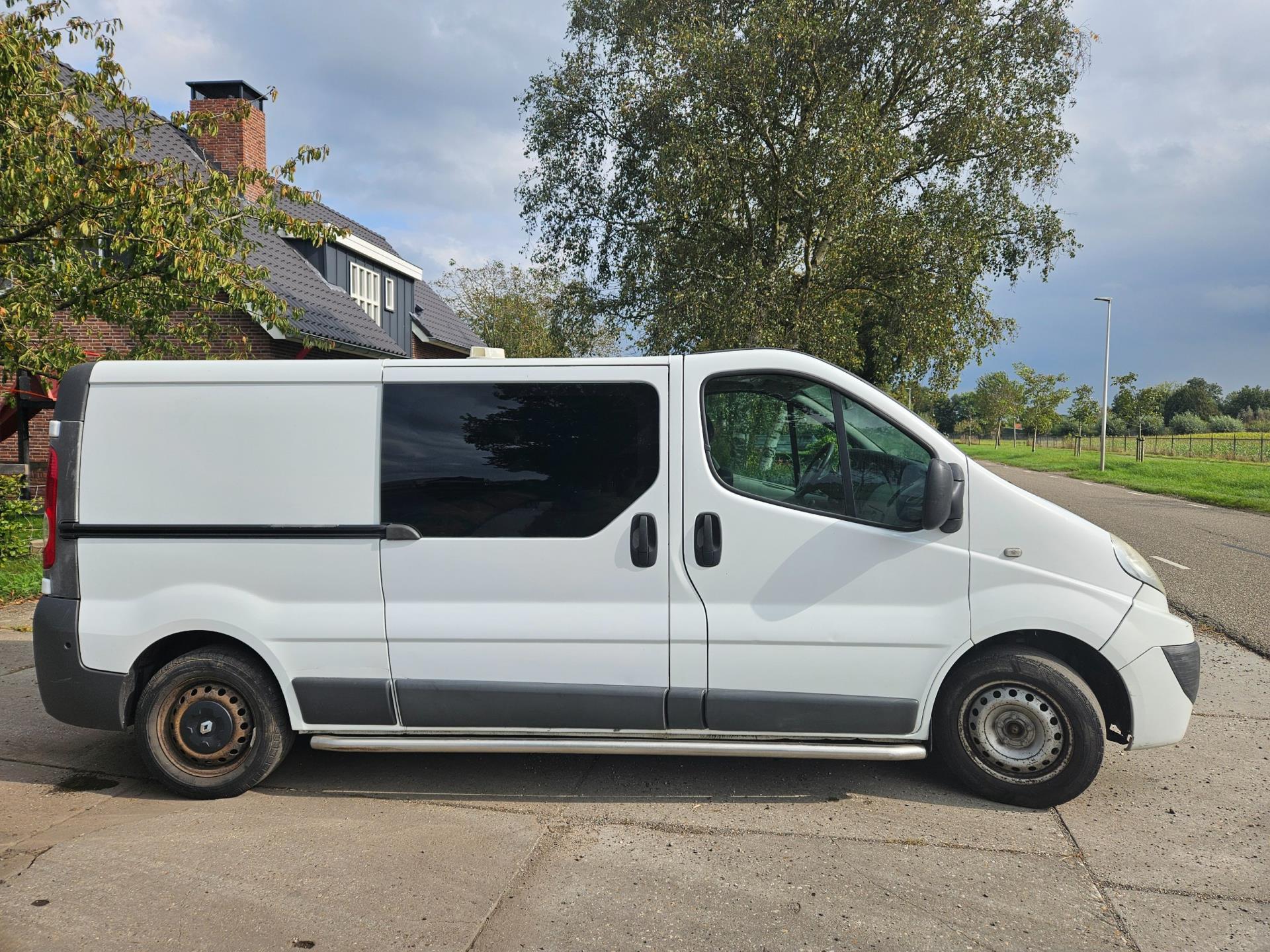 renault-trafic-image3.jpg