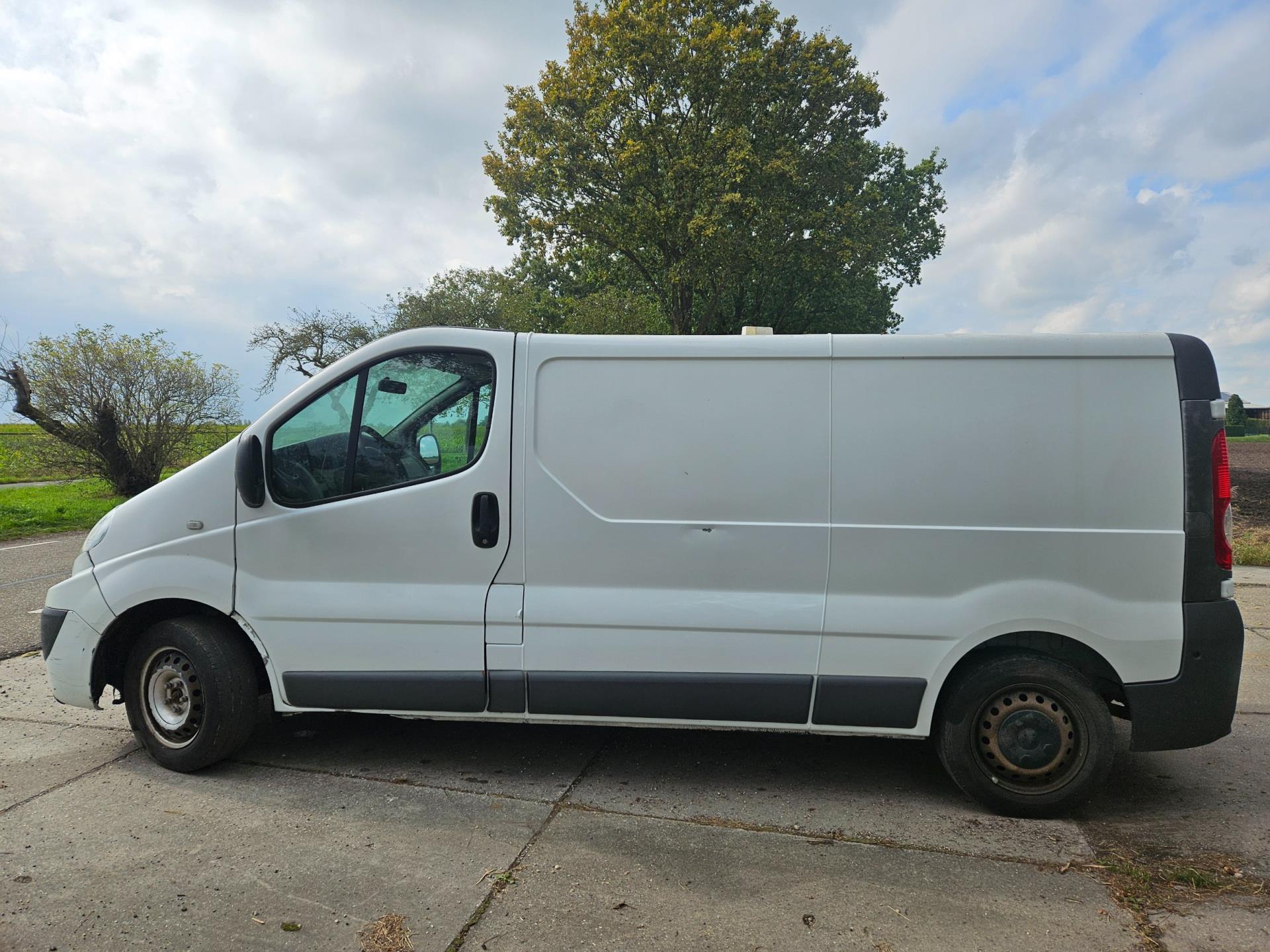 renault-trafic-image9.jpg