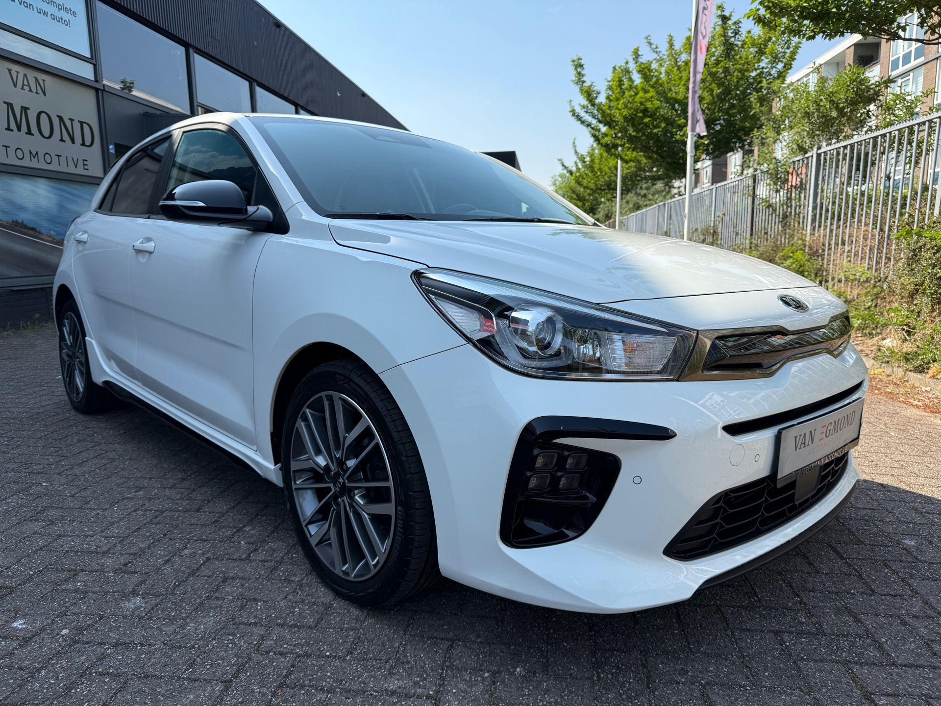 kia-rio-image5.jpg