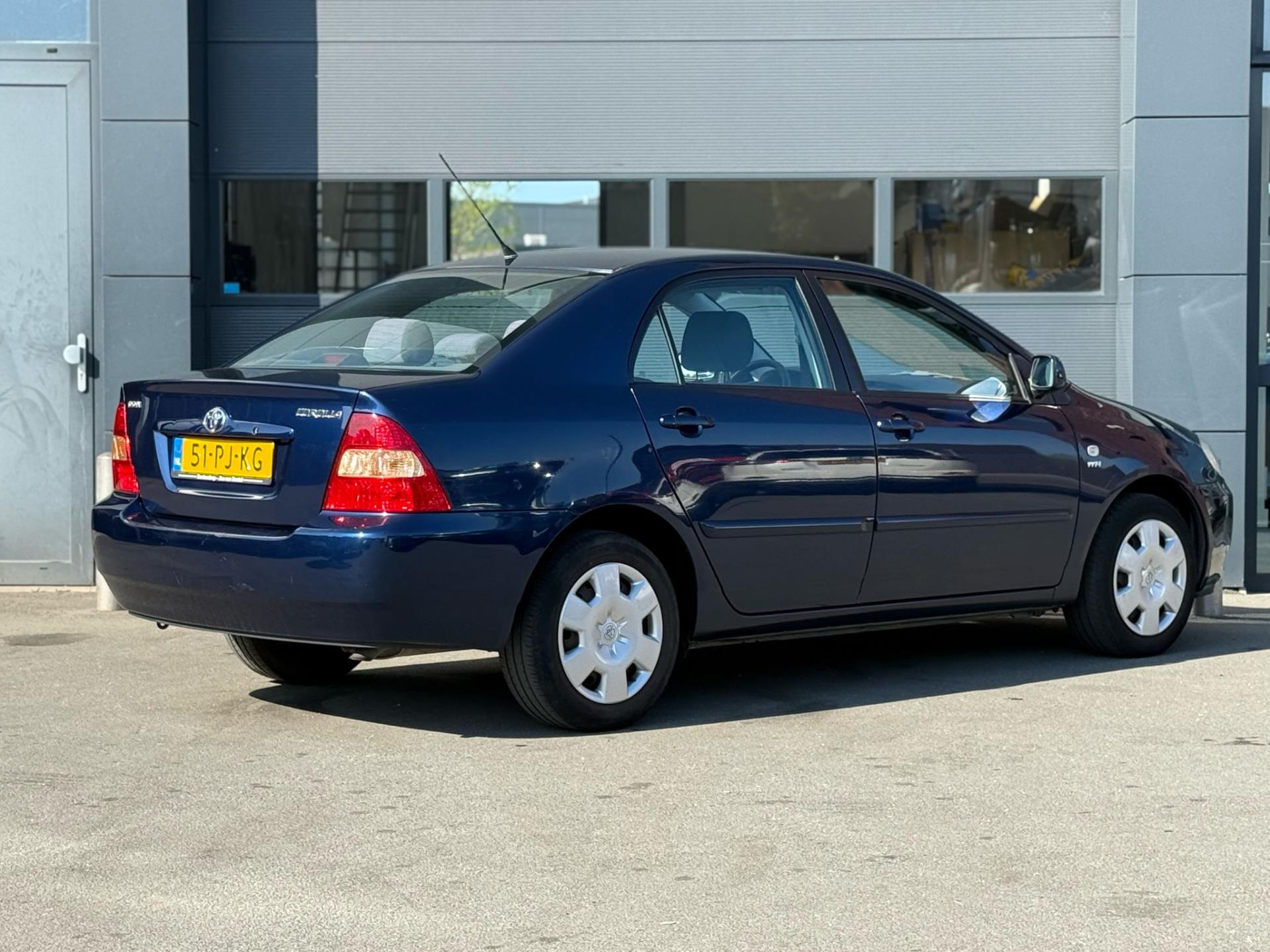 toyota-corolla-image5.jpg