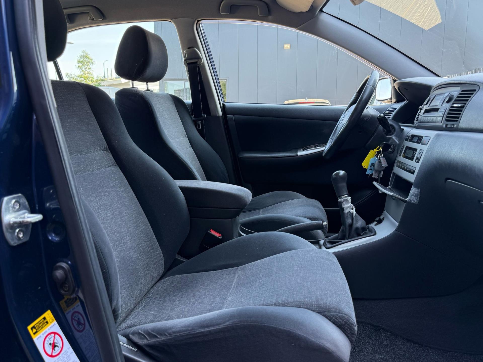 toyota-corolla-image8.jpg