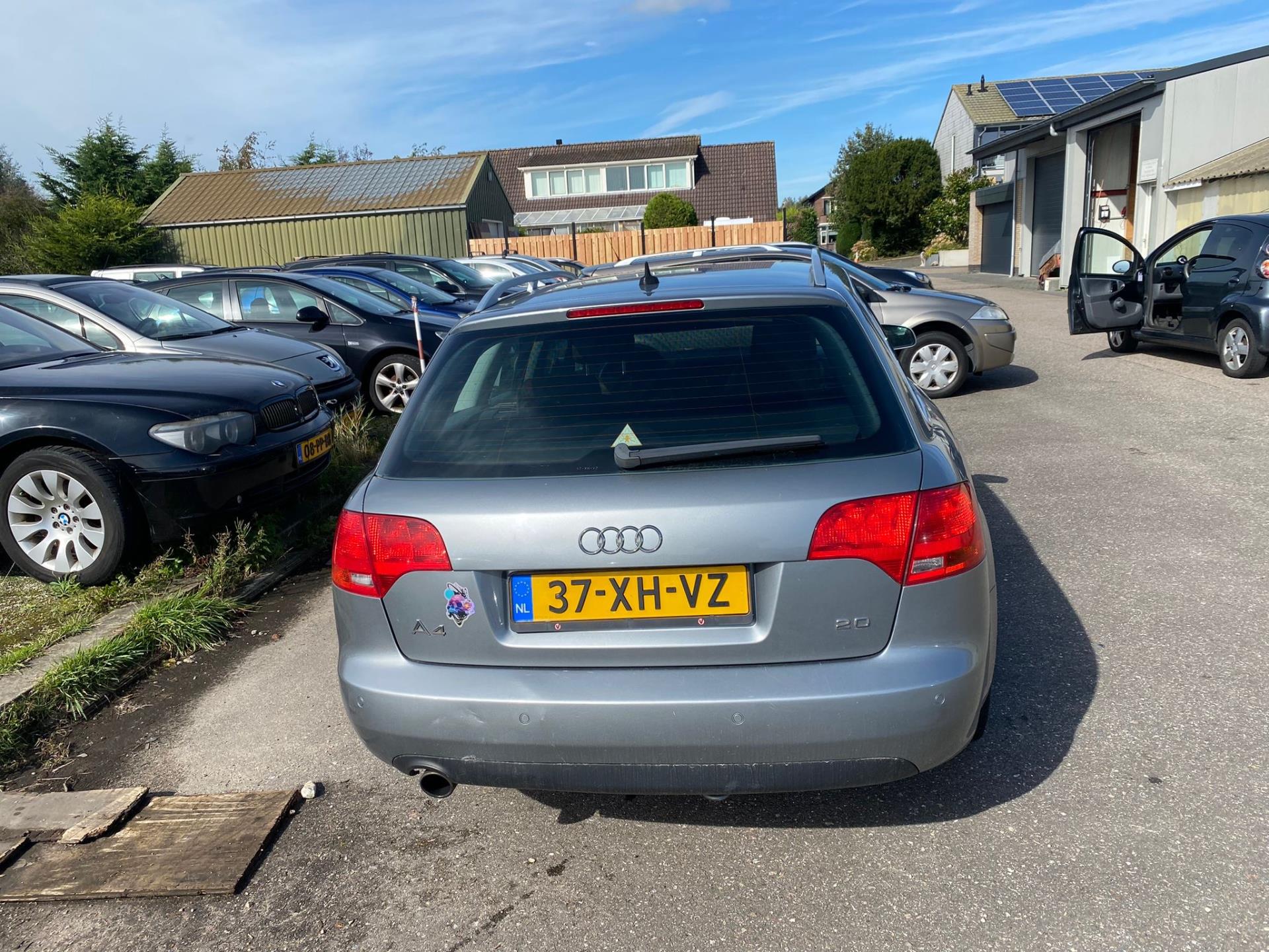 audi-a4-image6.jpg