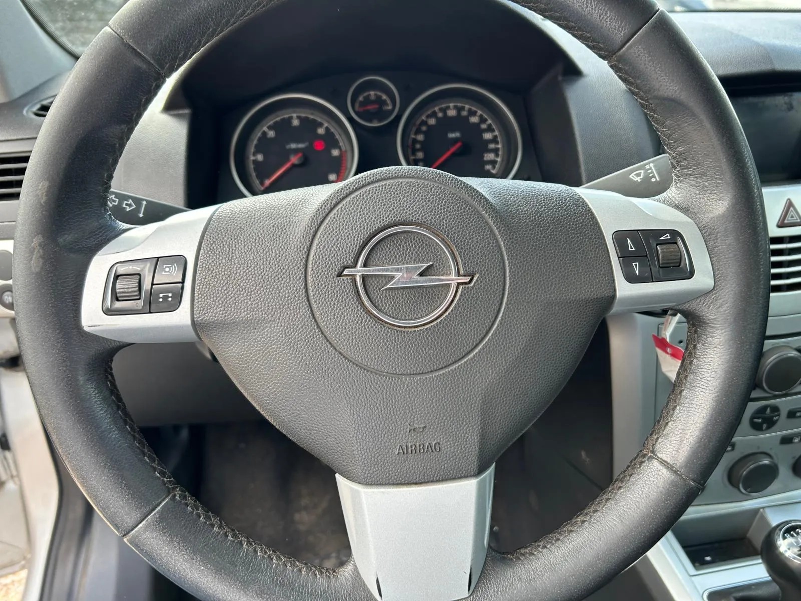 opel-astra-image9.jpg