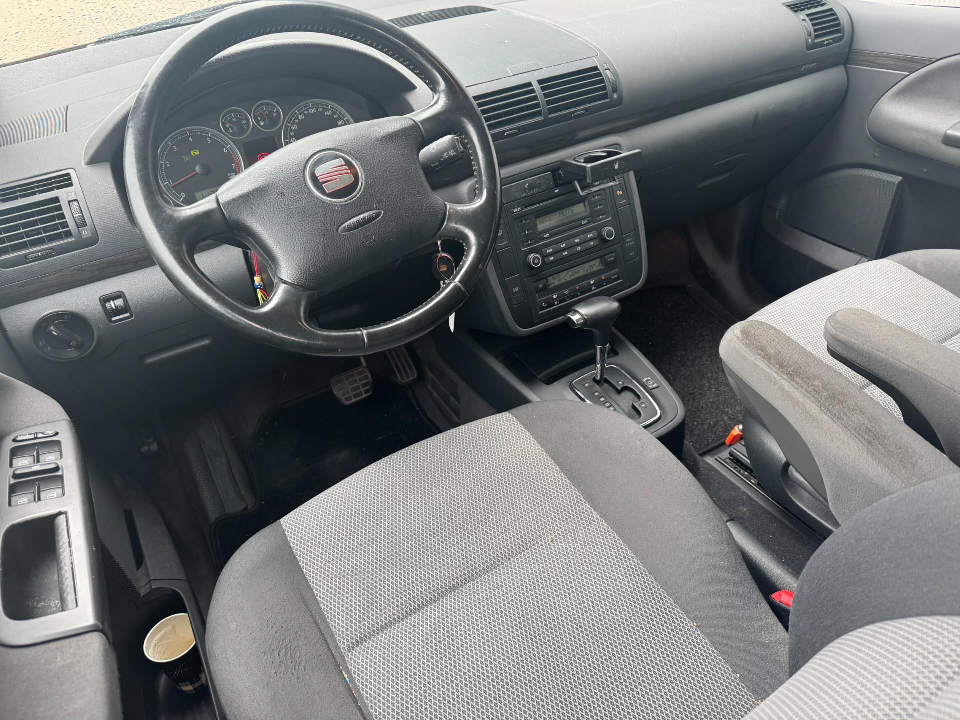 seat-alhambra-image9.jpg