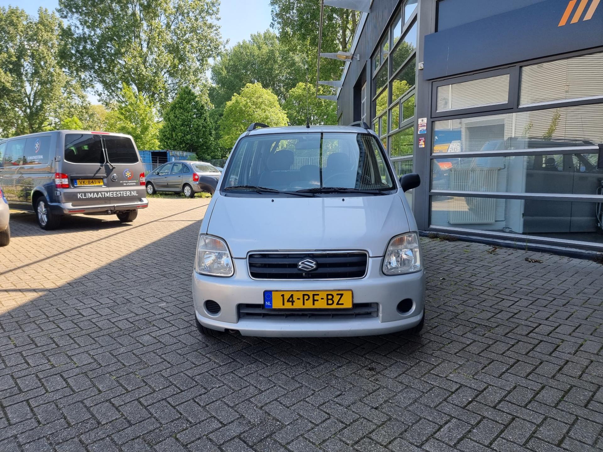 suzuki-wagon-r+-image3.jpg
